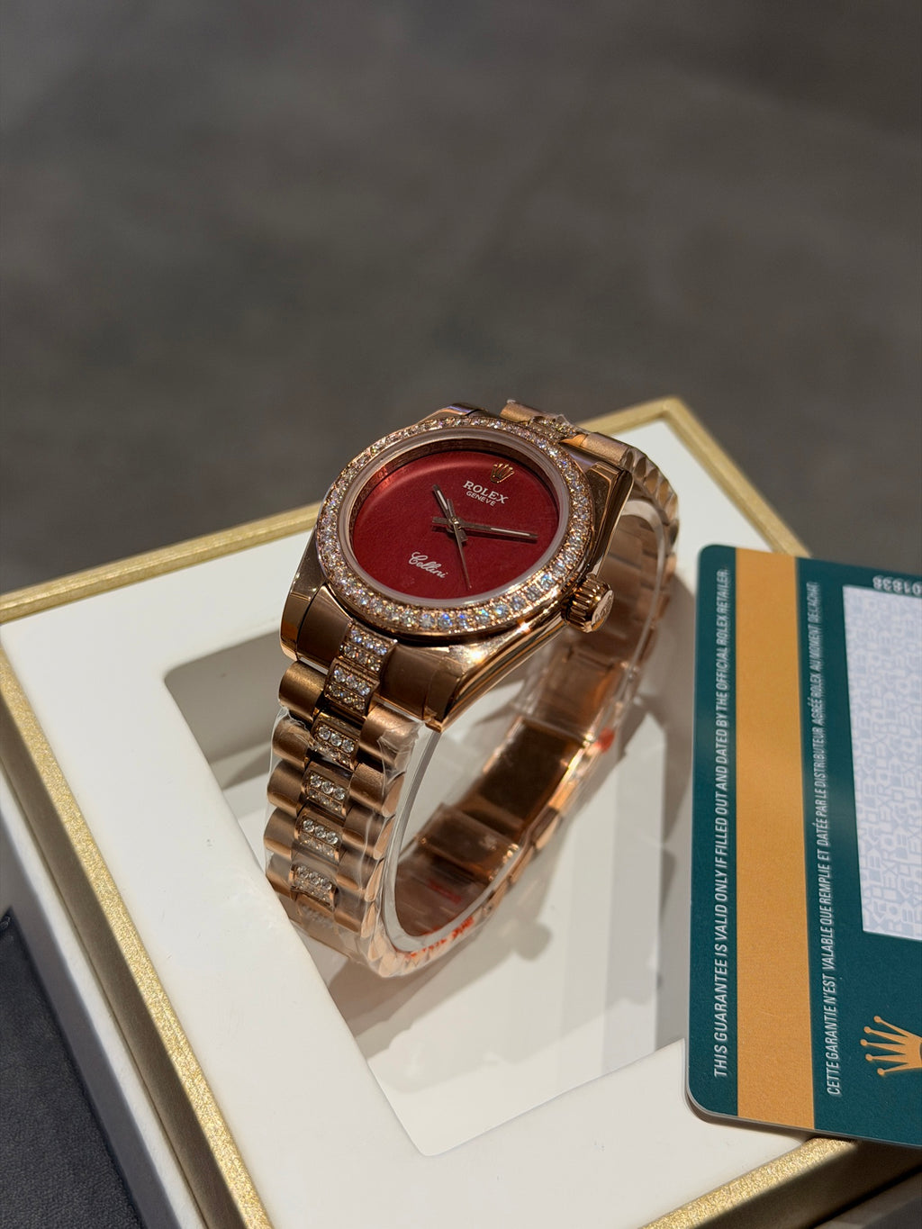 136RL23L Popular Watches