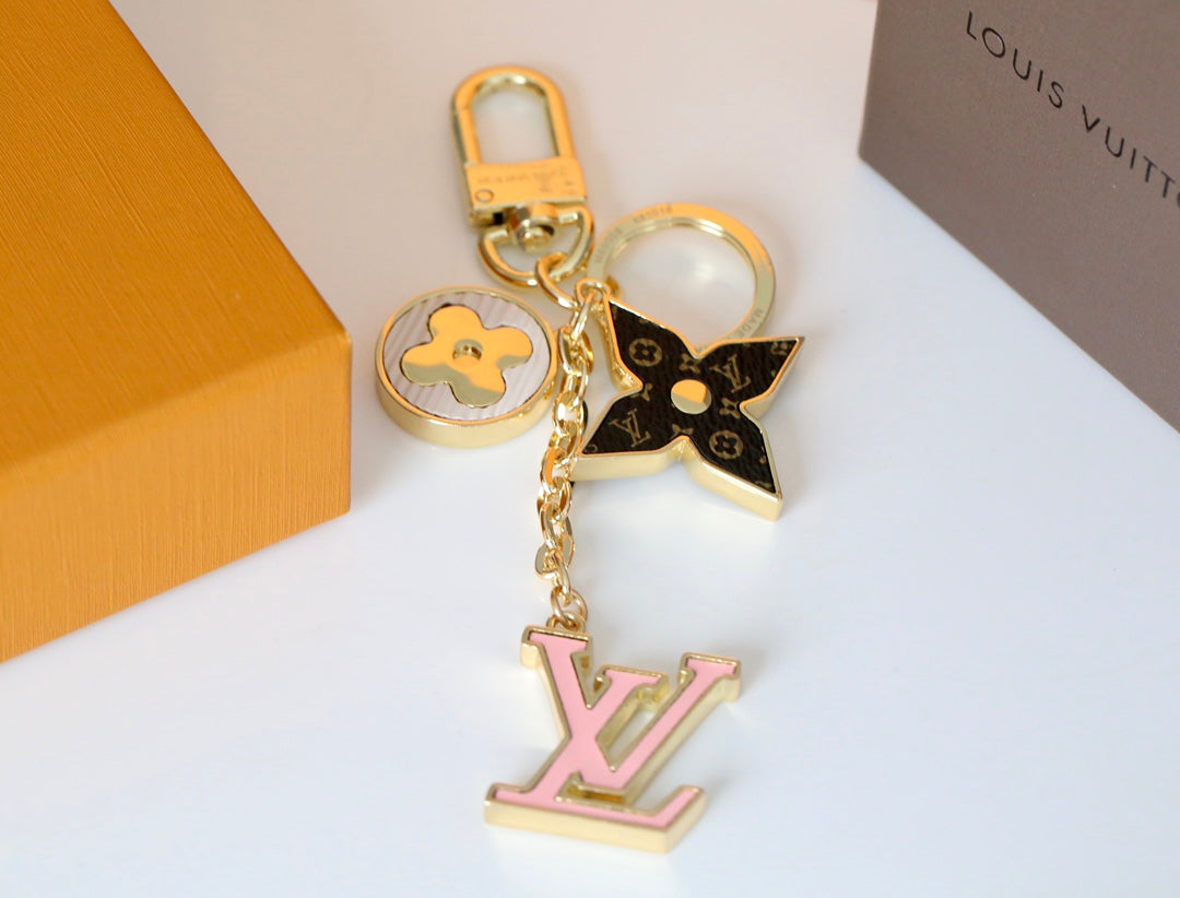 165XE13A  Popular Keychains