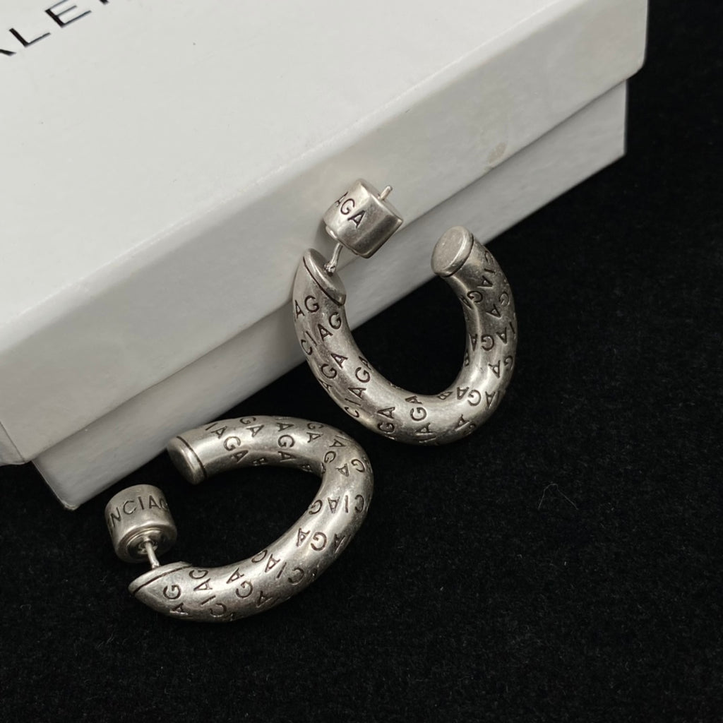 14J145E Popular  Earrings