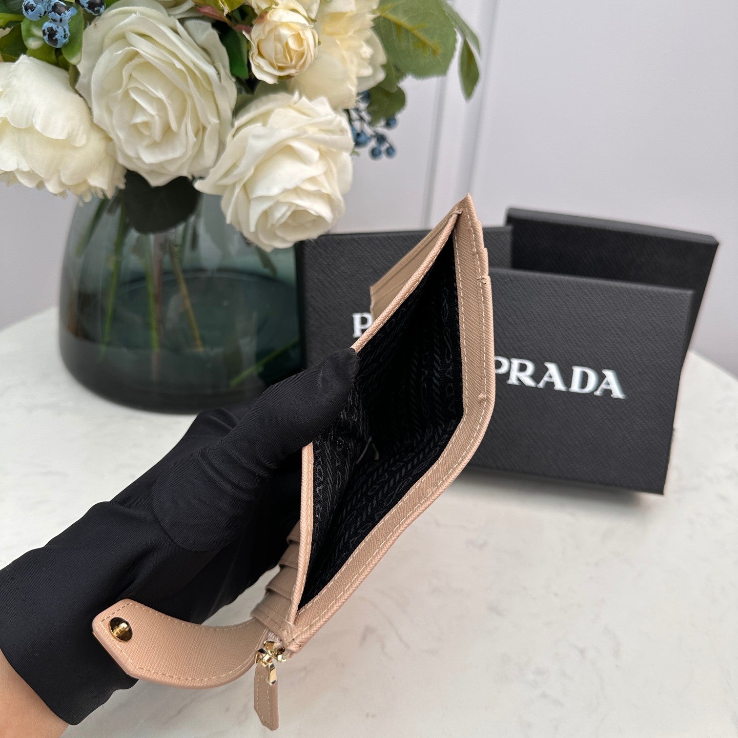 136PP1B Popular card holder