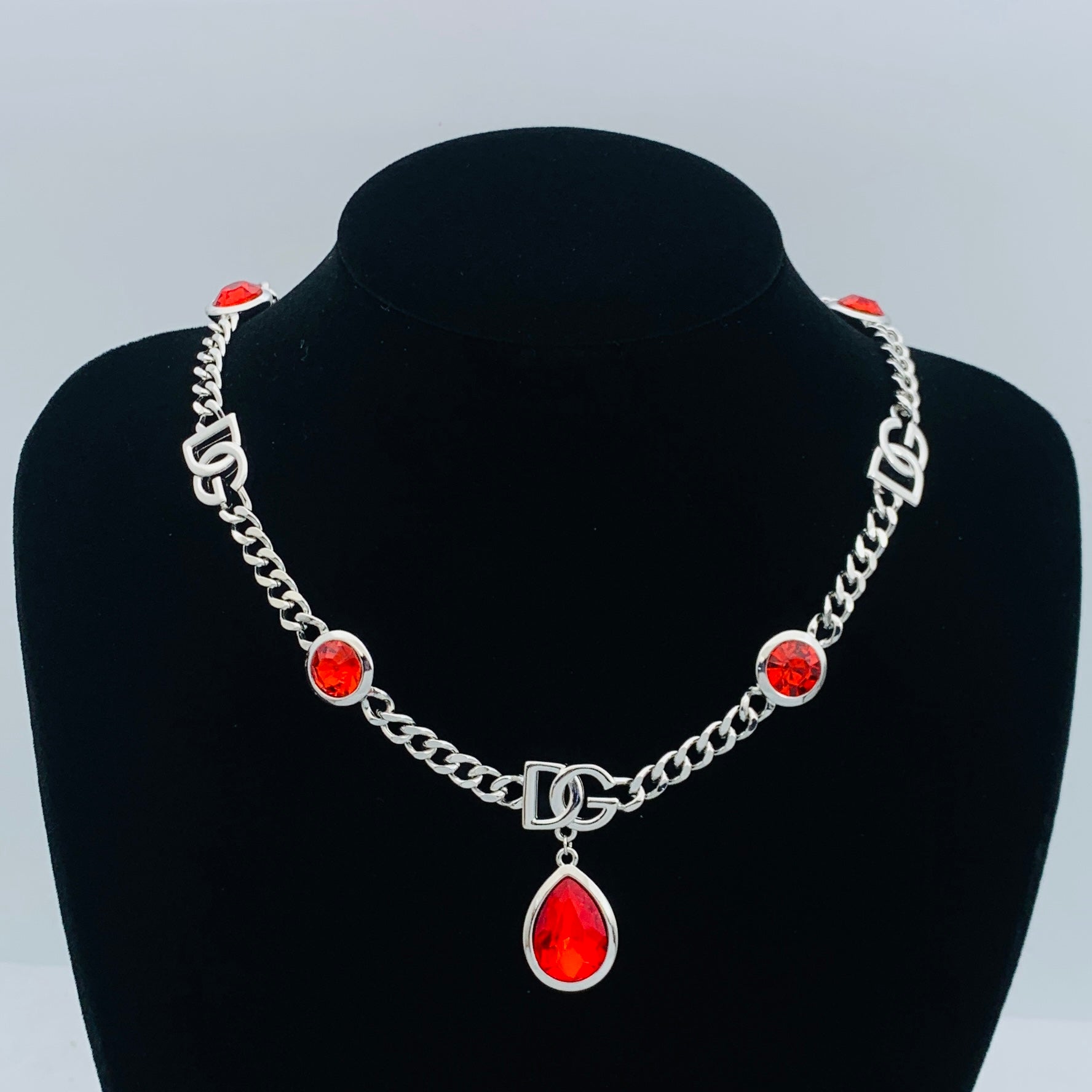 15QA11X Popular Necklace