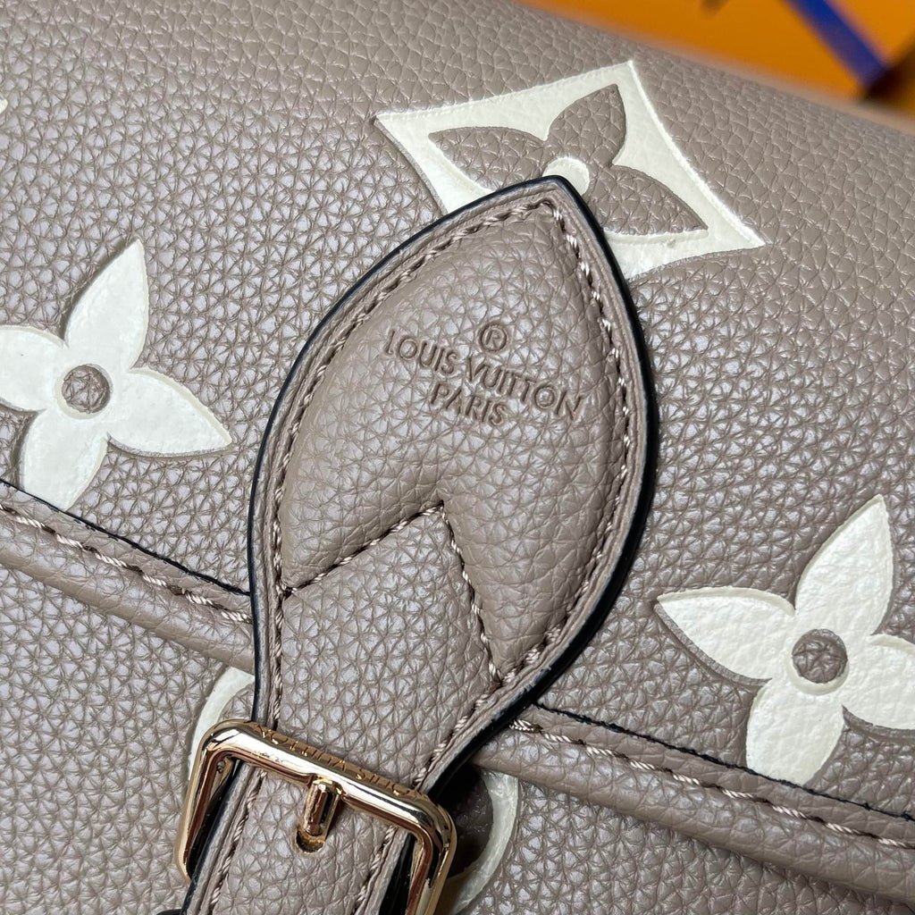 136PE38B Popular leather bag