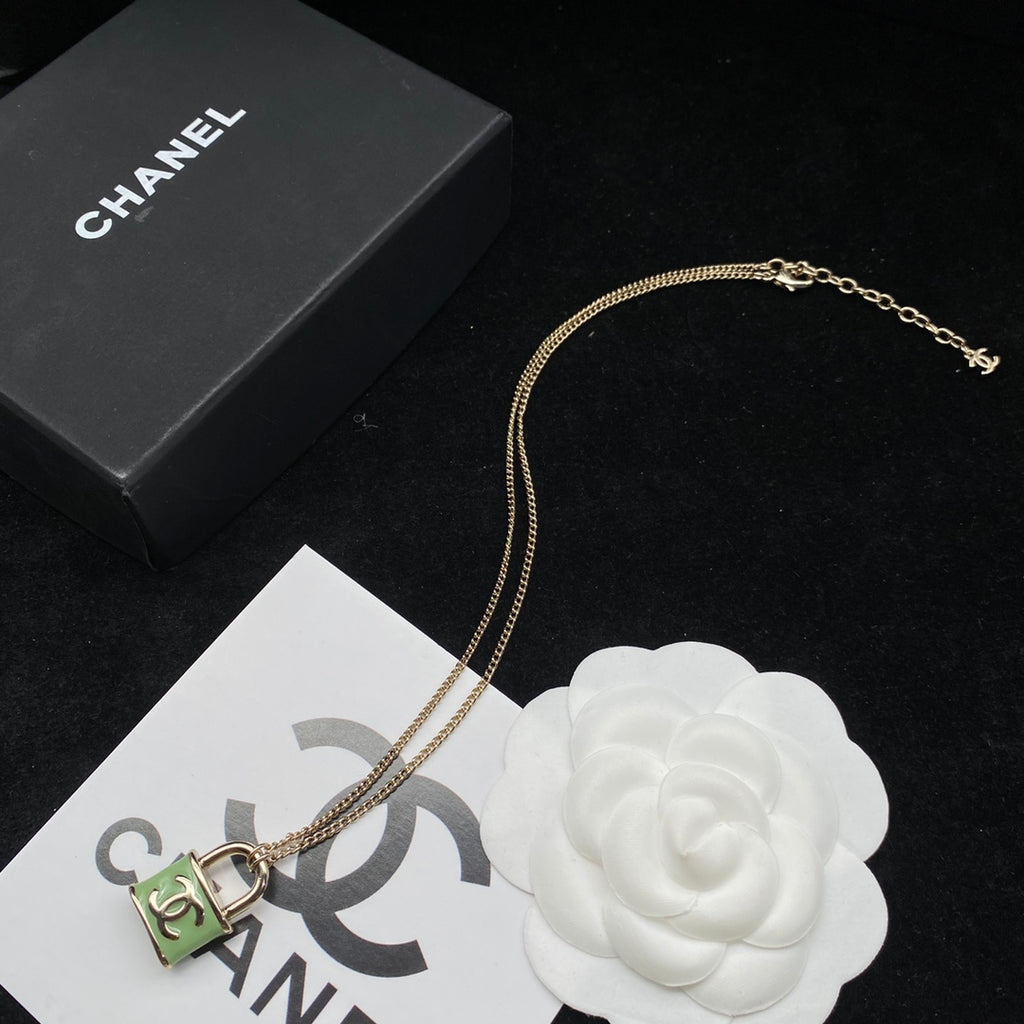 15QC103X Popular Necklace