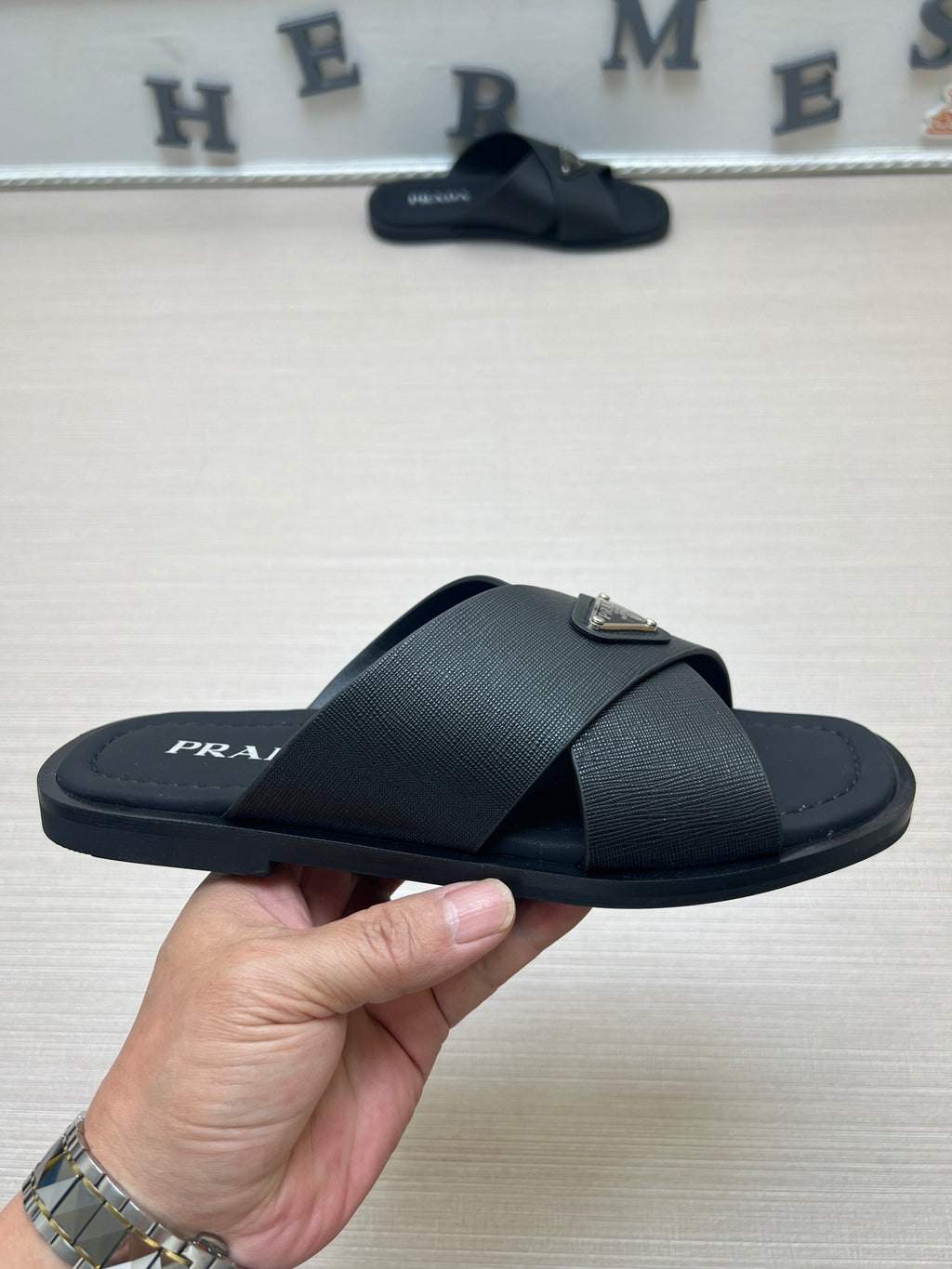 54PD71Z Popular slippers