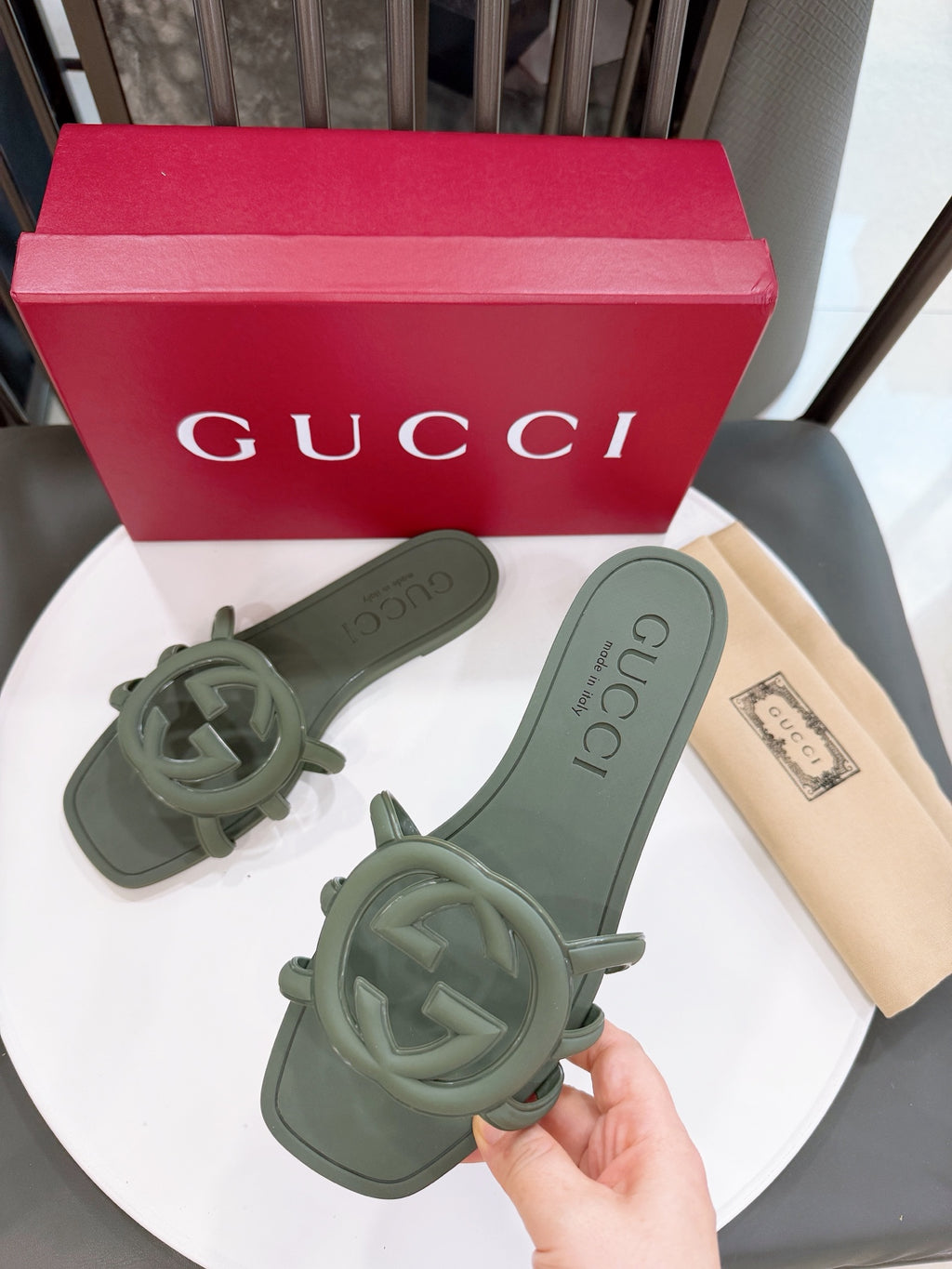 Z2X66B60  Popular high-quality slippers