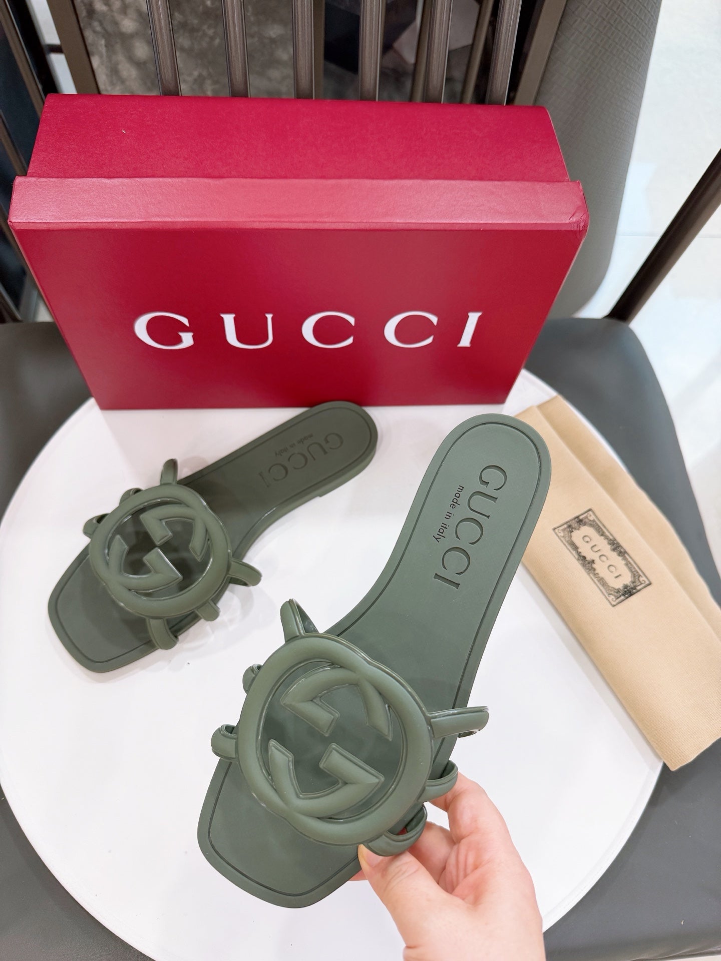 Z2X66B60  Popular high-quality slippers