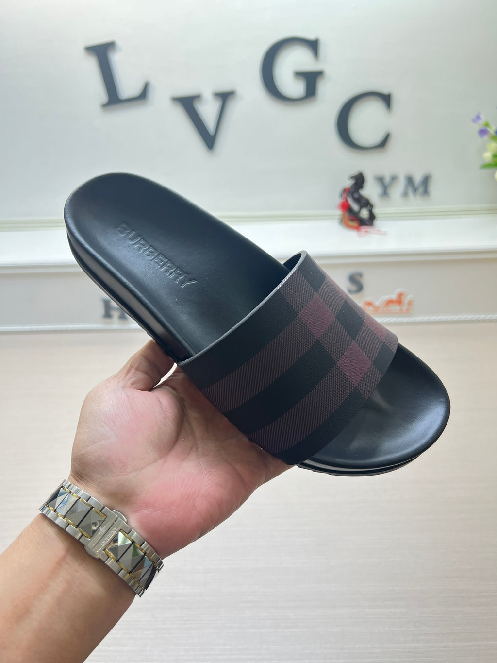 54R119Z Popular slippers