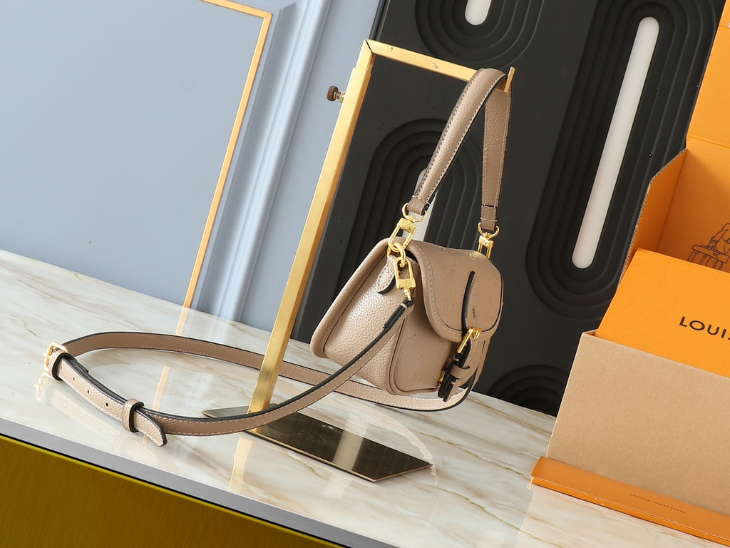 15XE3B Popular   leather bag