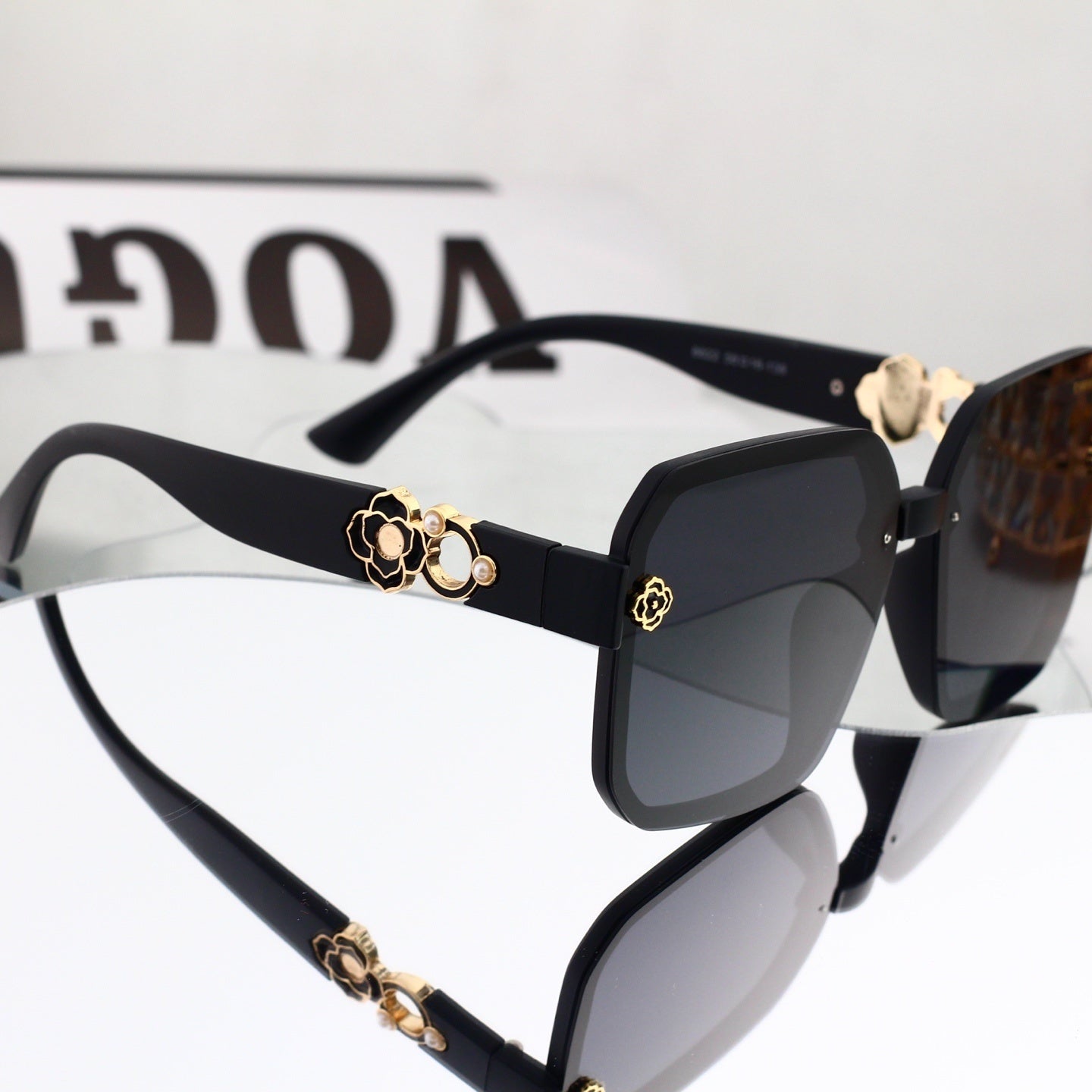 156PC43T Popular Sunglasses