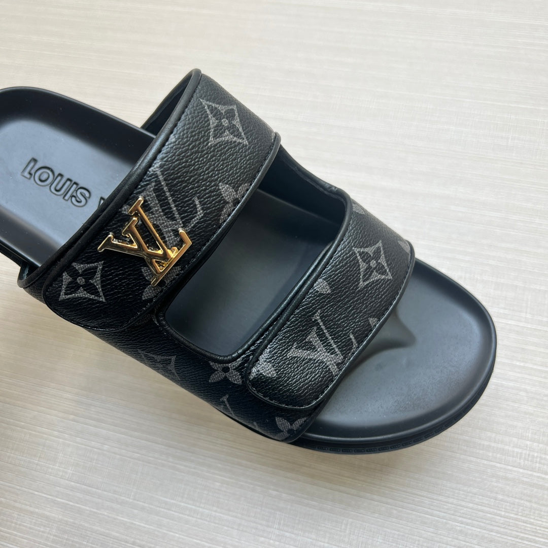 54E11Z Popular slippers