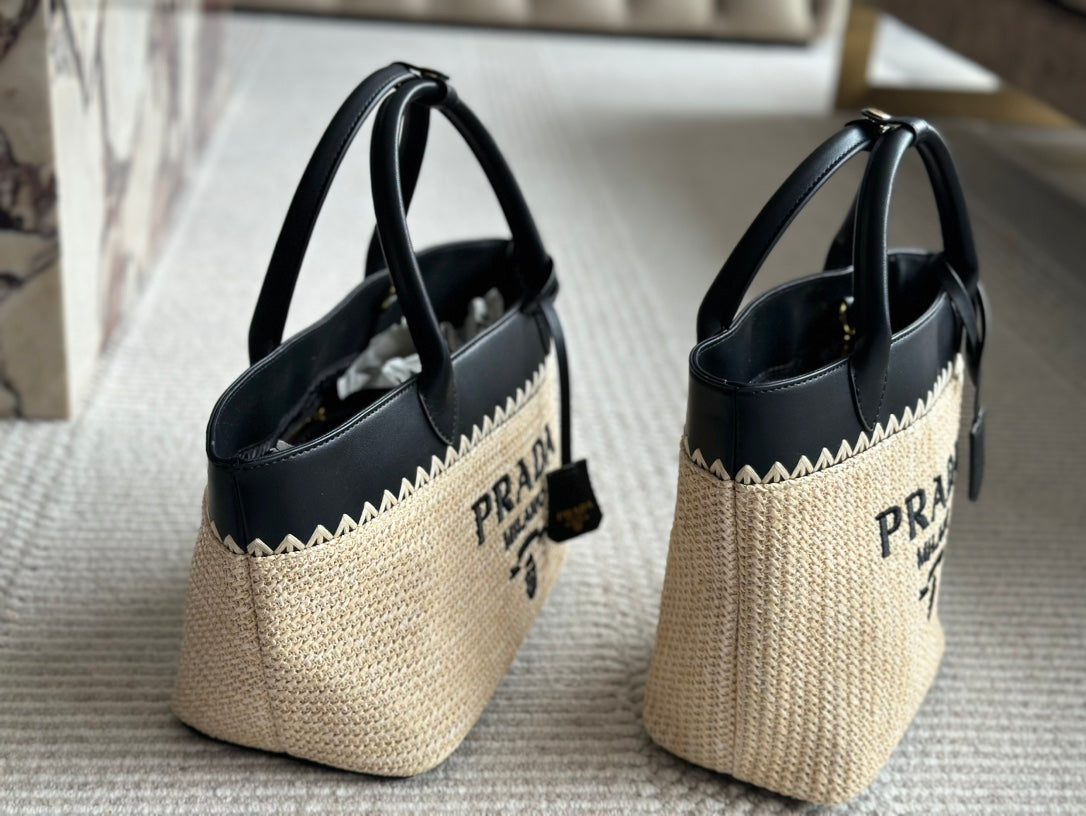 B1N46P13 Popular woven bag
