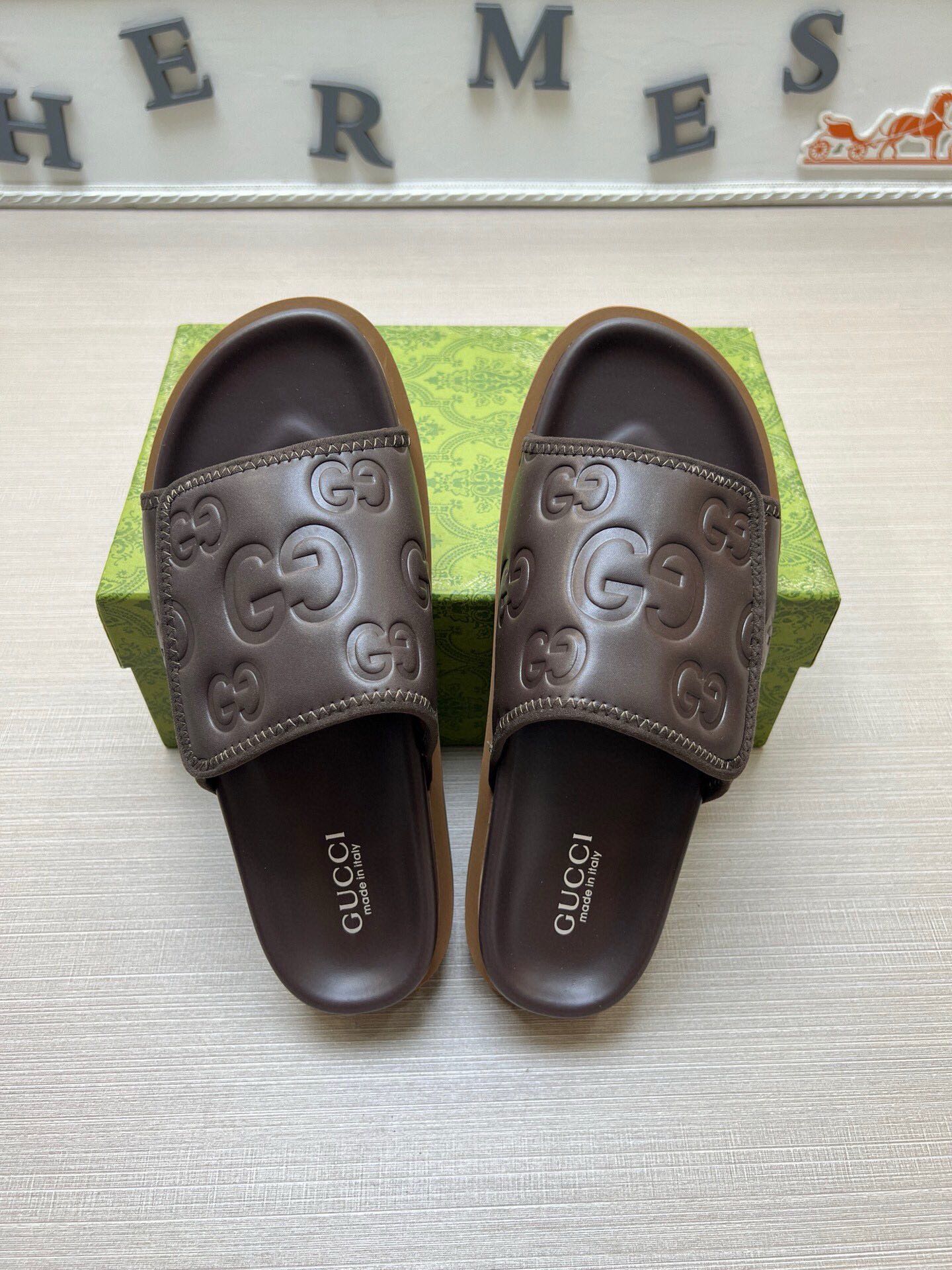 5LB230Z Popular Slippers