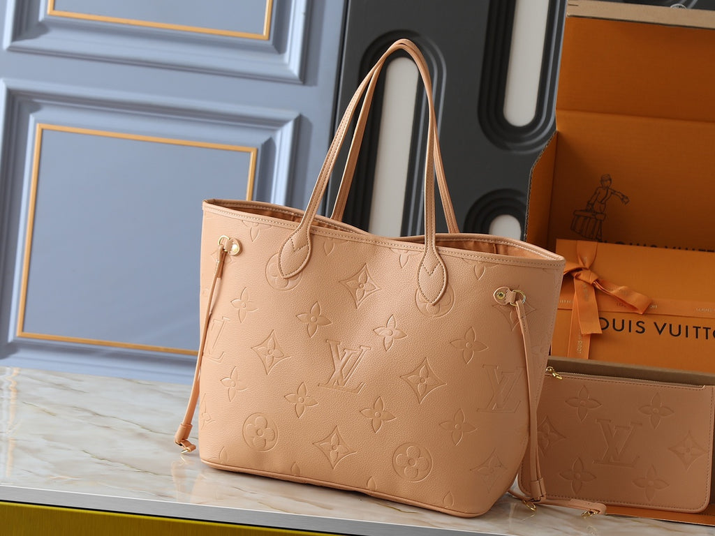 146PE92B Popular leather bag