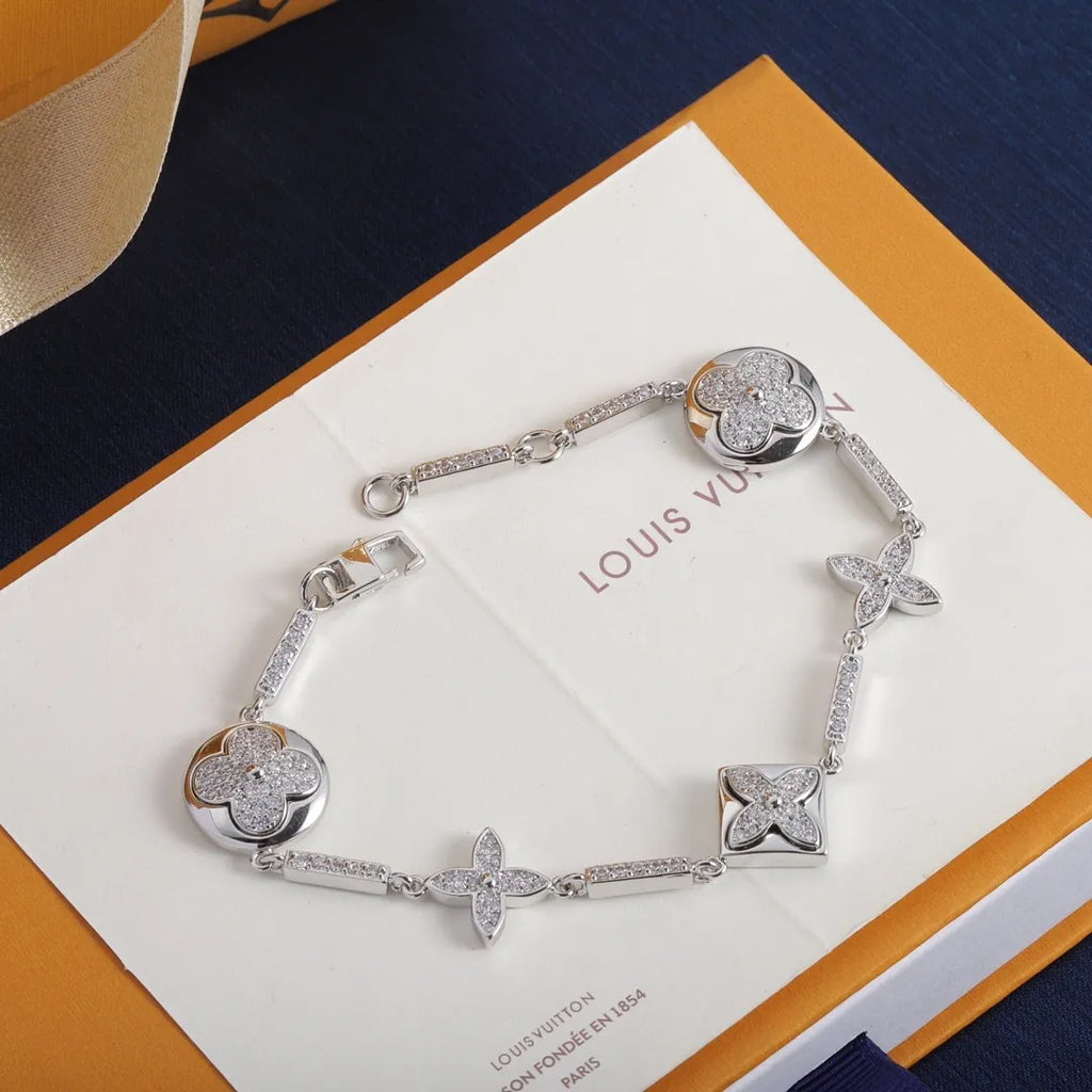 1XE602X  Popular Bracelets