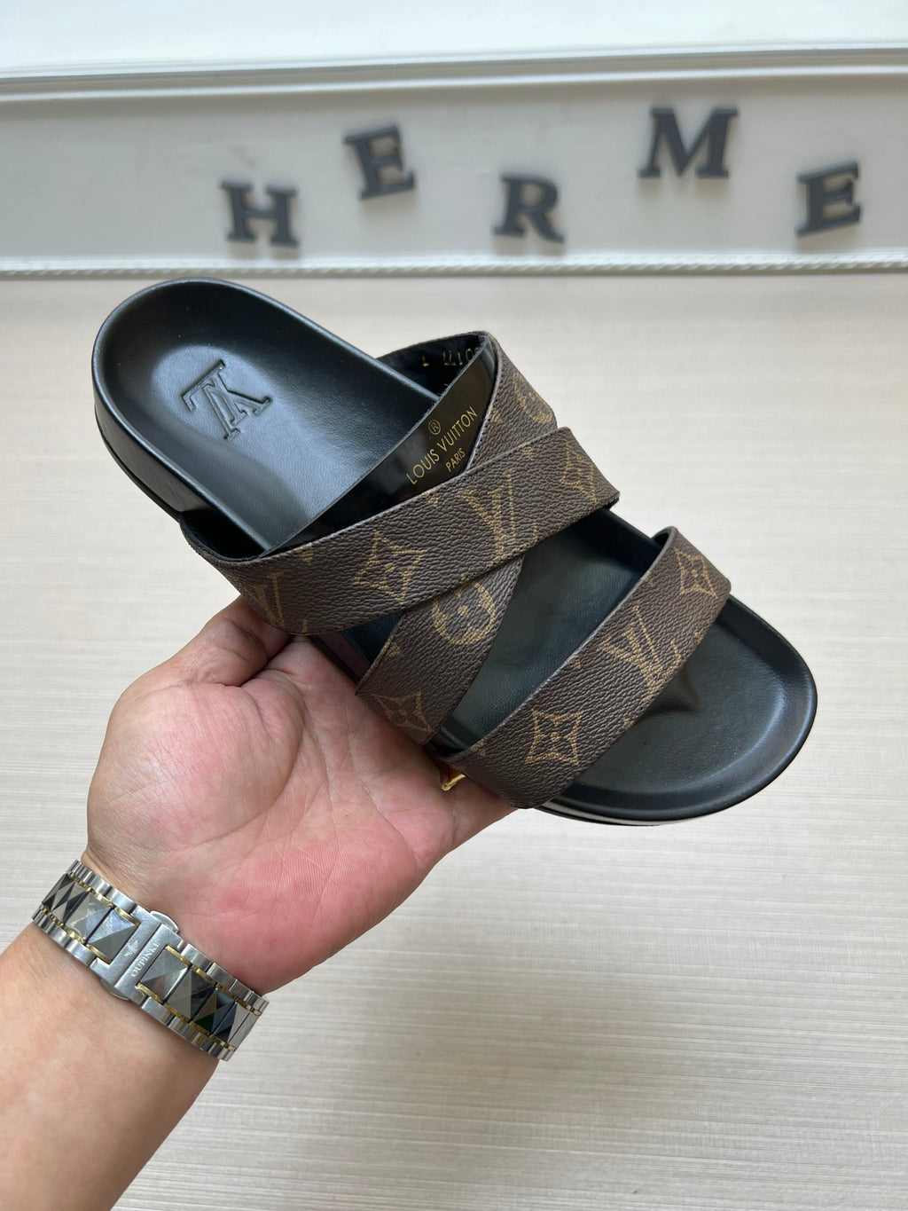 54E89Z Popular slippers