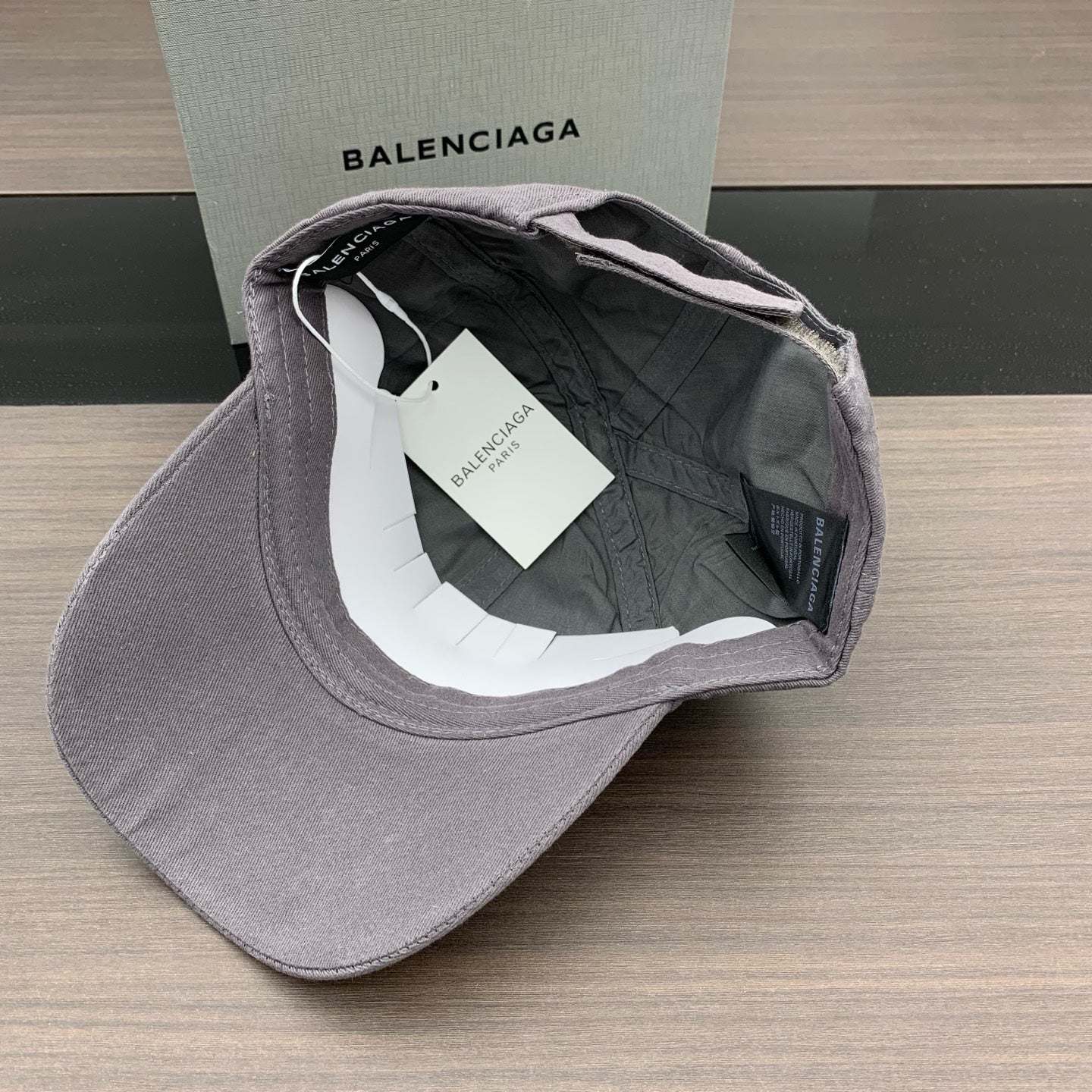 135ZJ530M Popular hats
