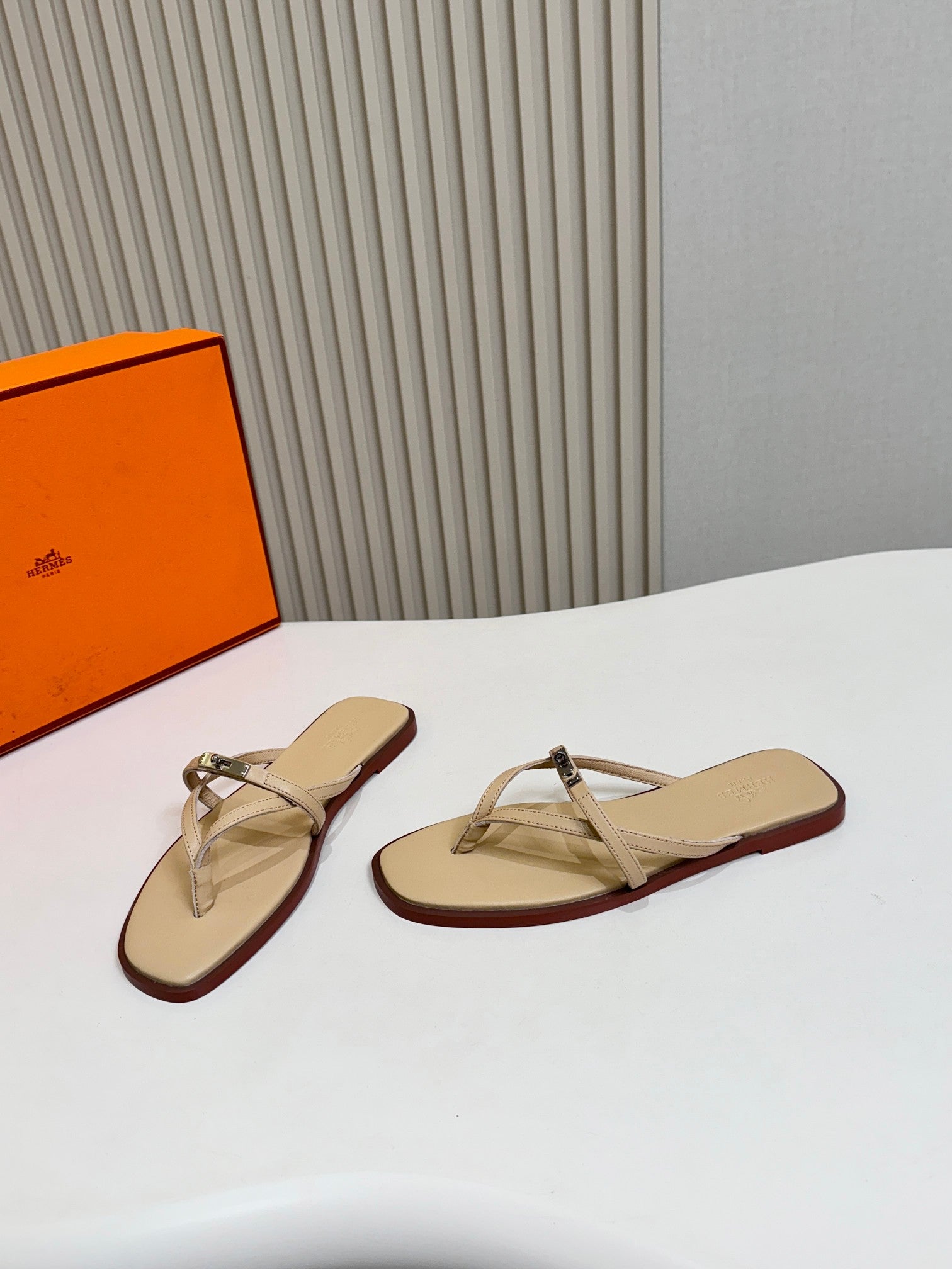 Z2X66H6 Popular high-quality leather Shoes
