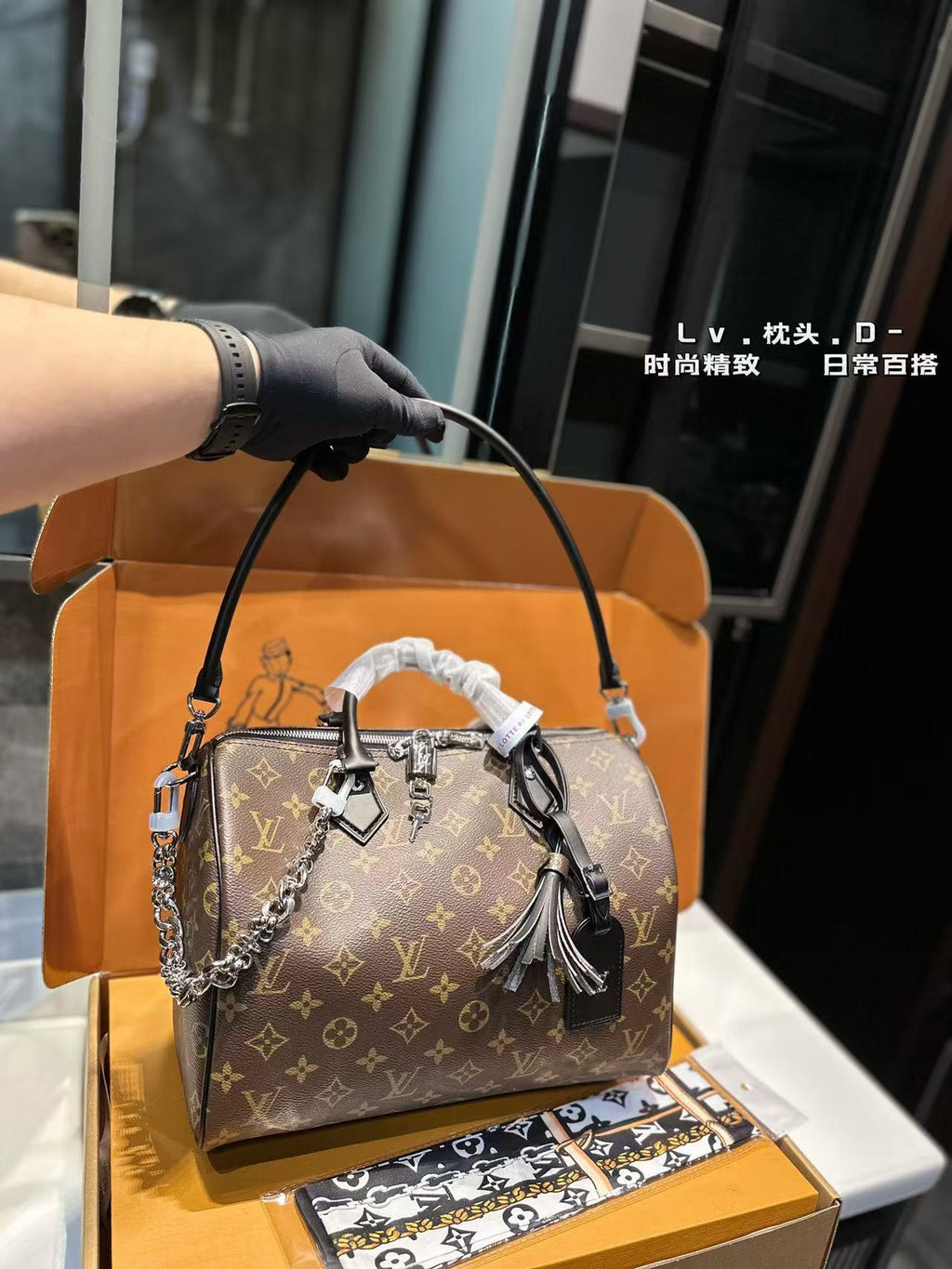 1WE22B Popular   leather bag