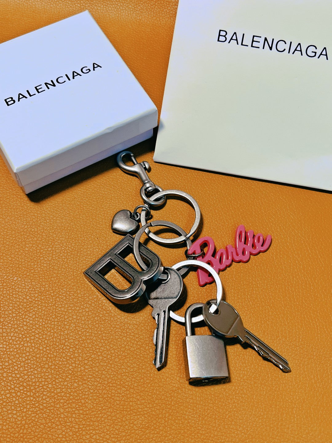 14J62A  Popular Keychains