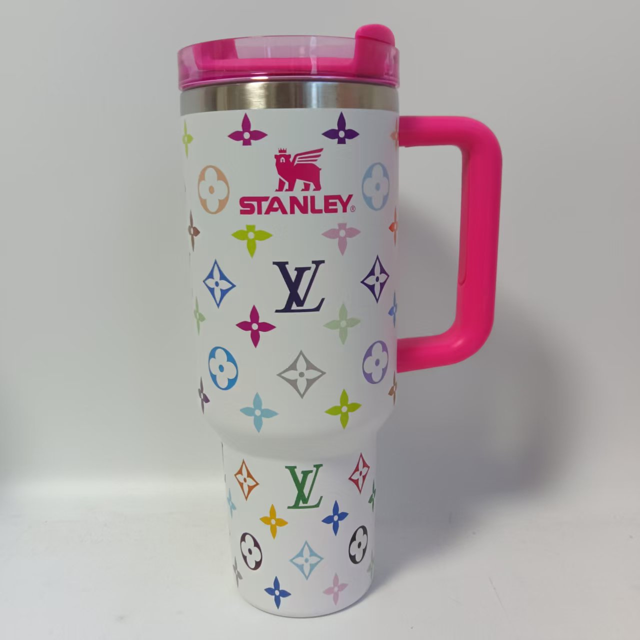 156NE17A Popular Cups