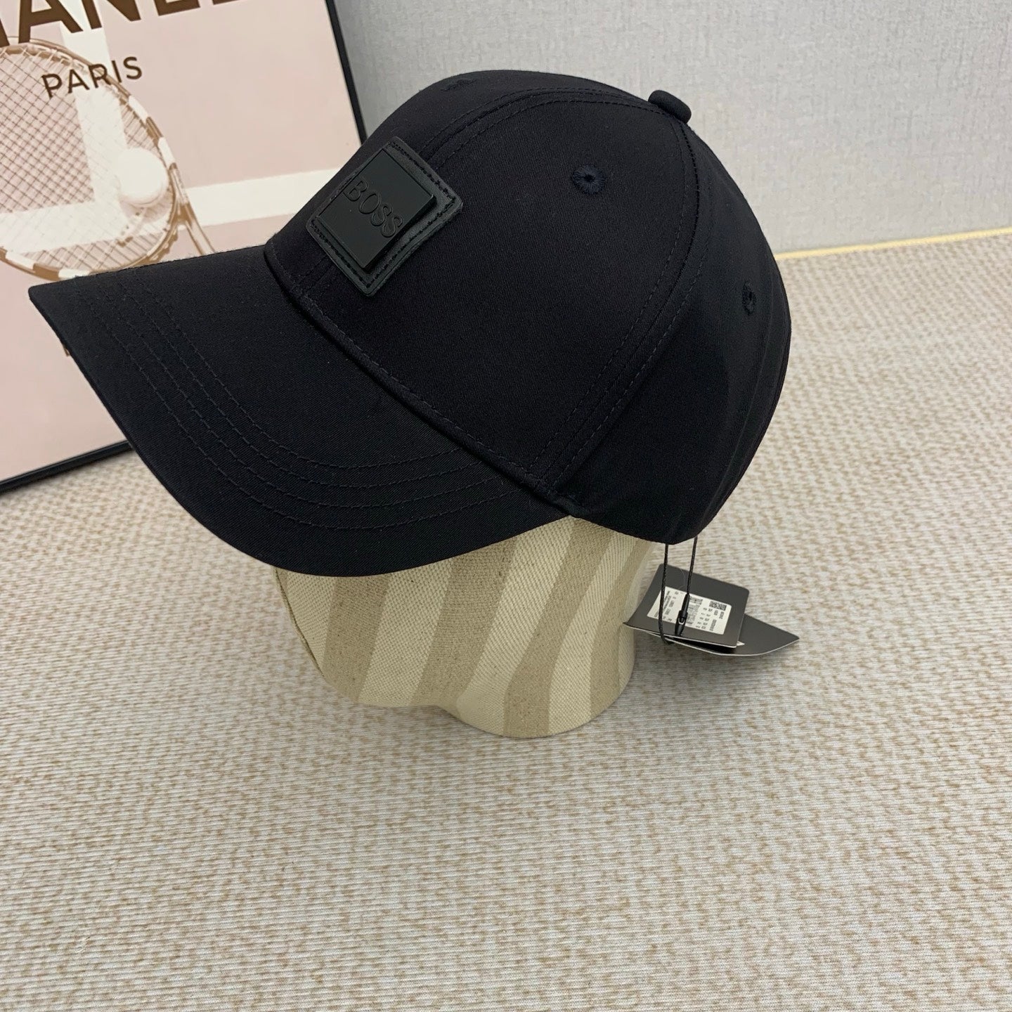 145QA3M  Popular hats