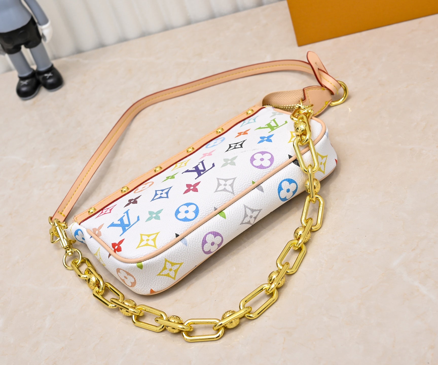 15XE12B Popular leather bag