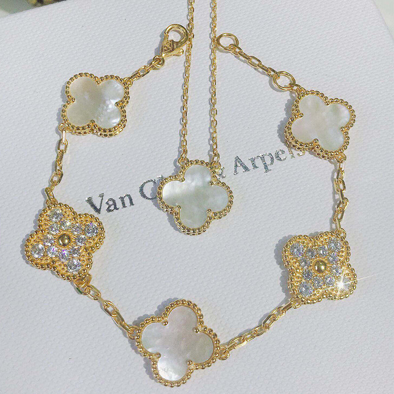 5XVA179K  Popular bracelets 5 flowers normal size1.5cm flower