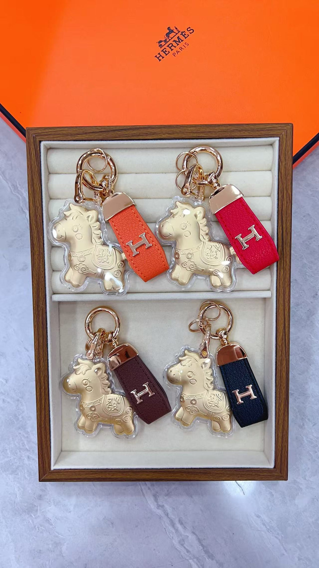 35ZH26A Popular bag 's charms accessories