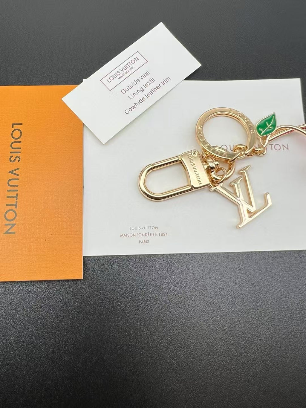375NE4A  Popular Keychains