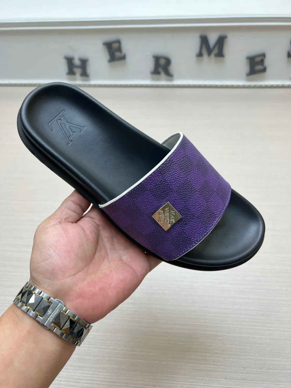54E69Z Popular slippers