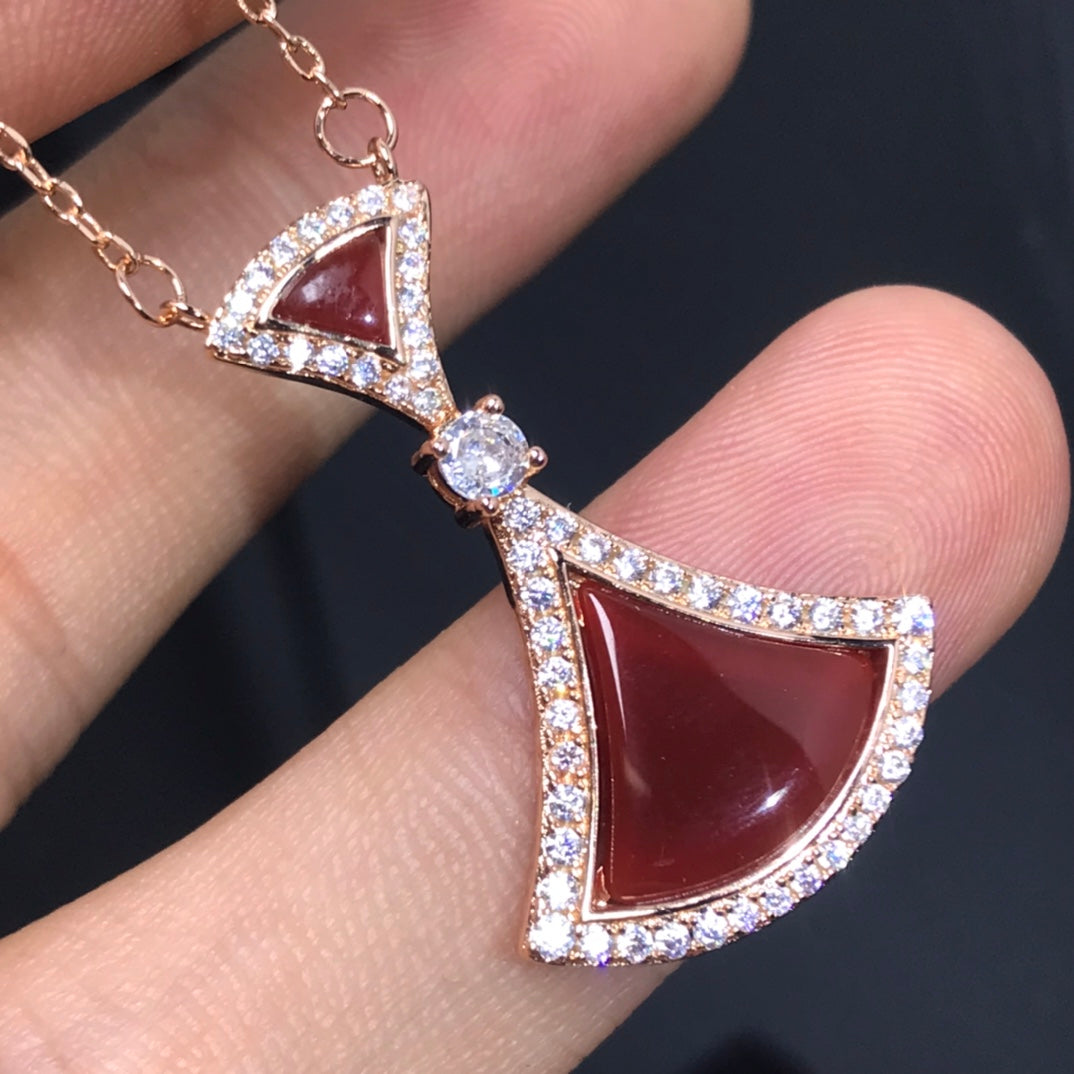 55QS422X Popular Necklaces