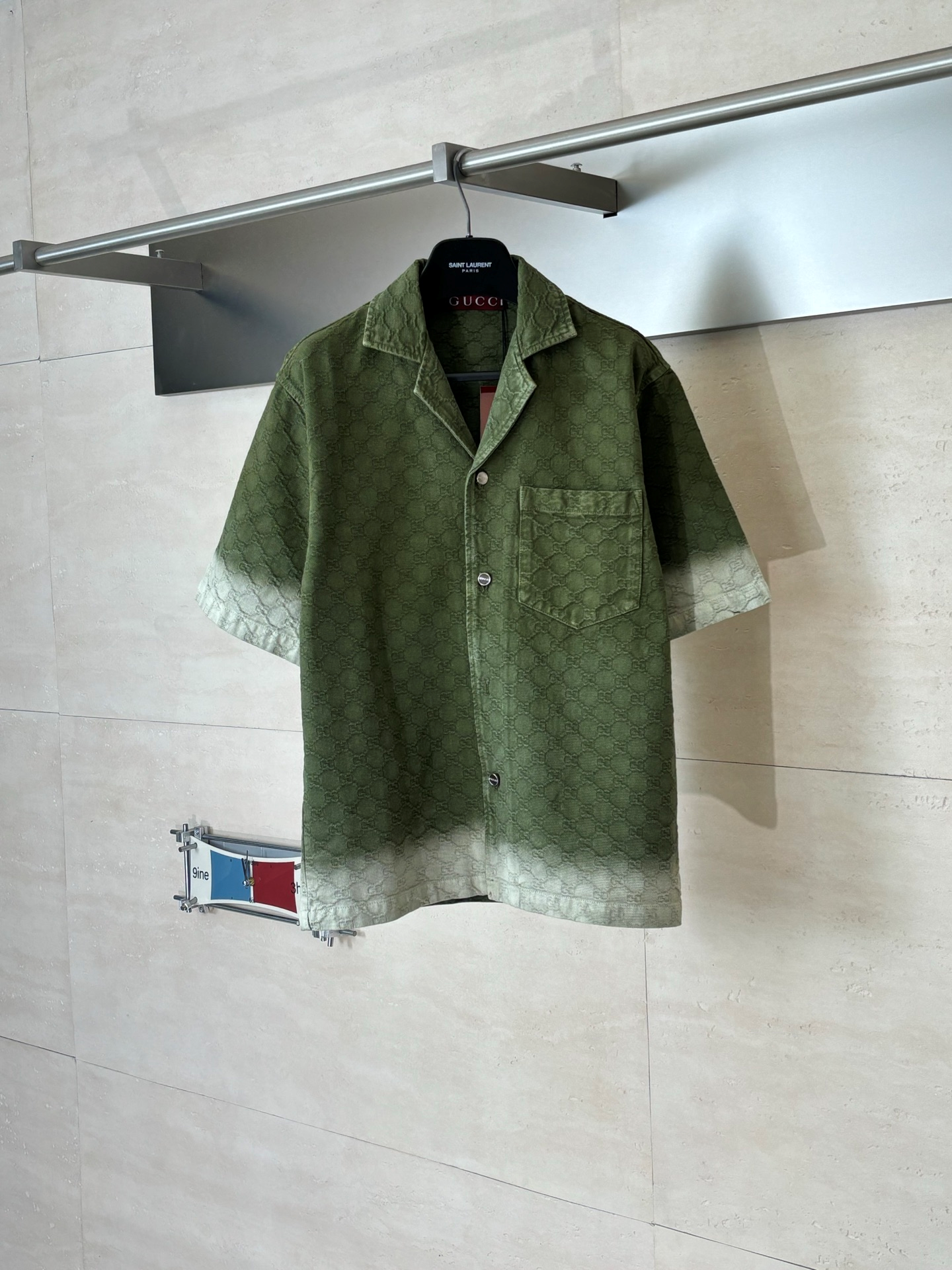 U1N46E18 Popular T-shirts