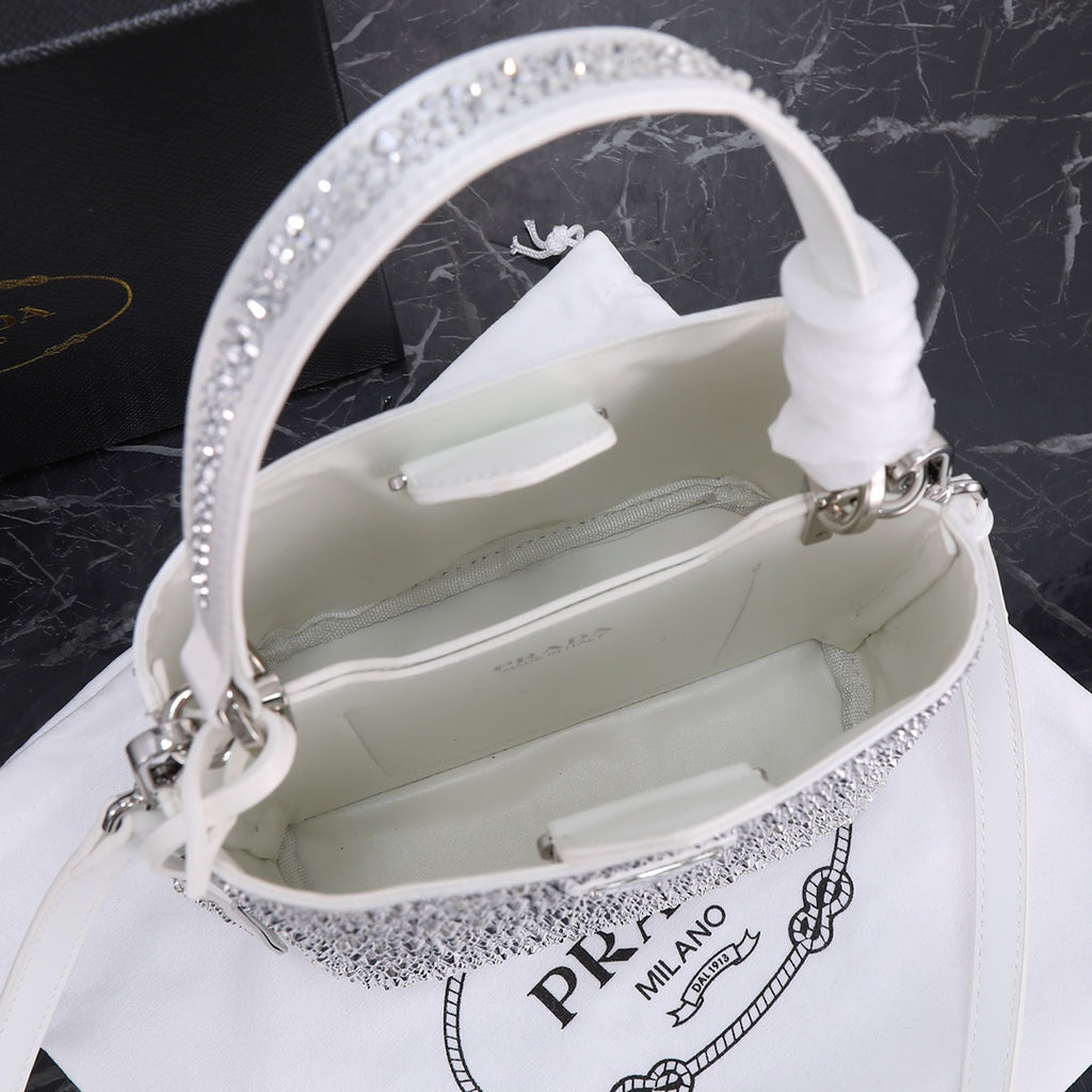 2XPD265B Popular    leather bag 