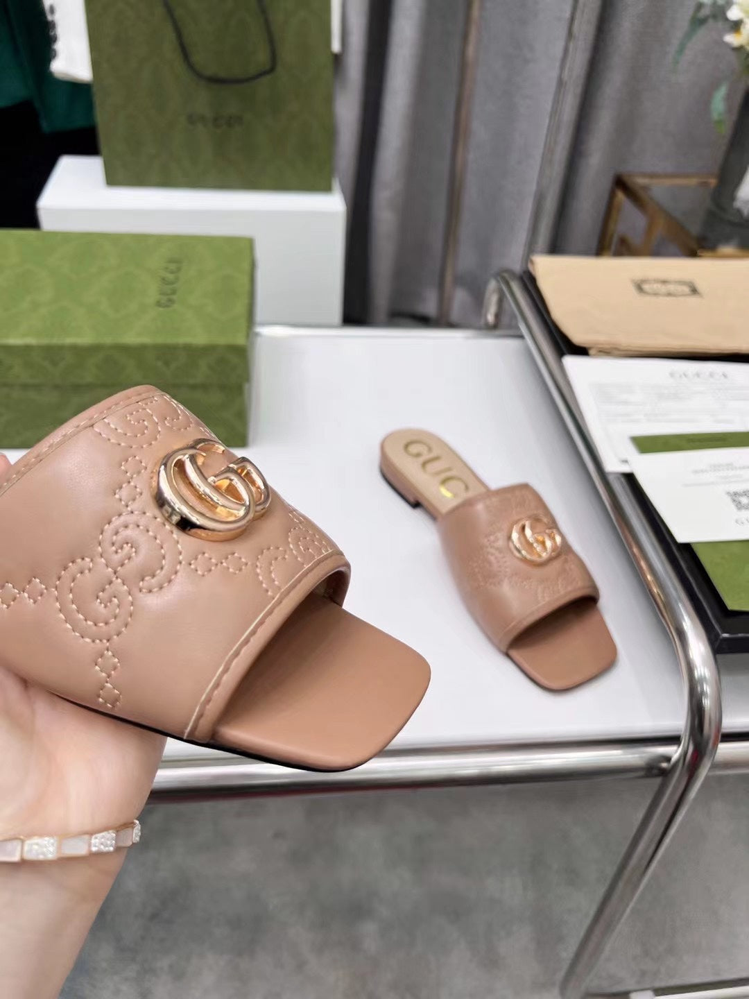 Z2X66B49 Popular high-quality leather slippers