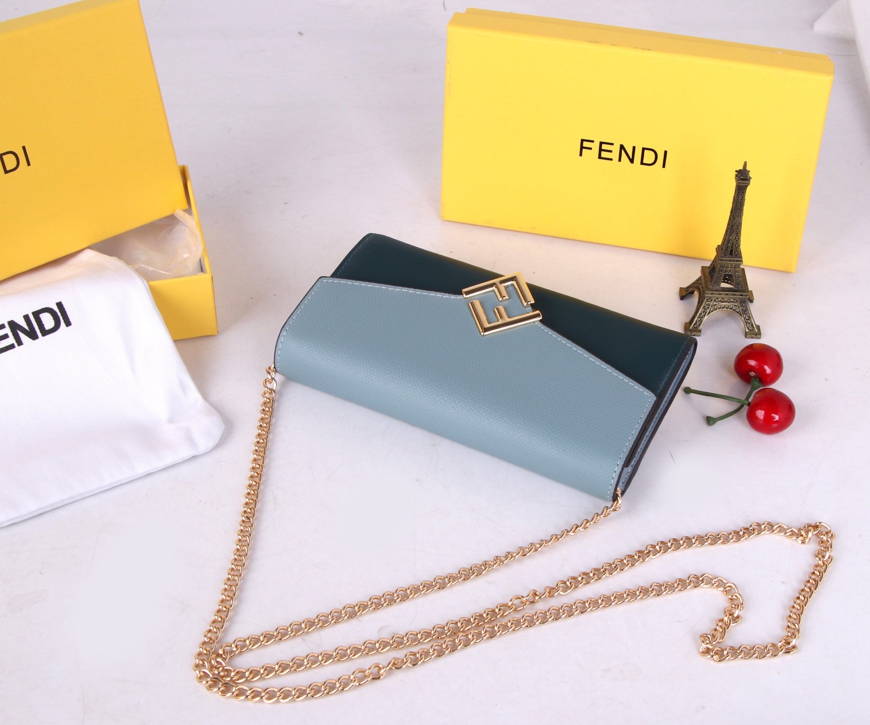 136PF103B Popular leather bag