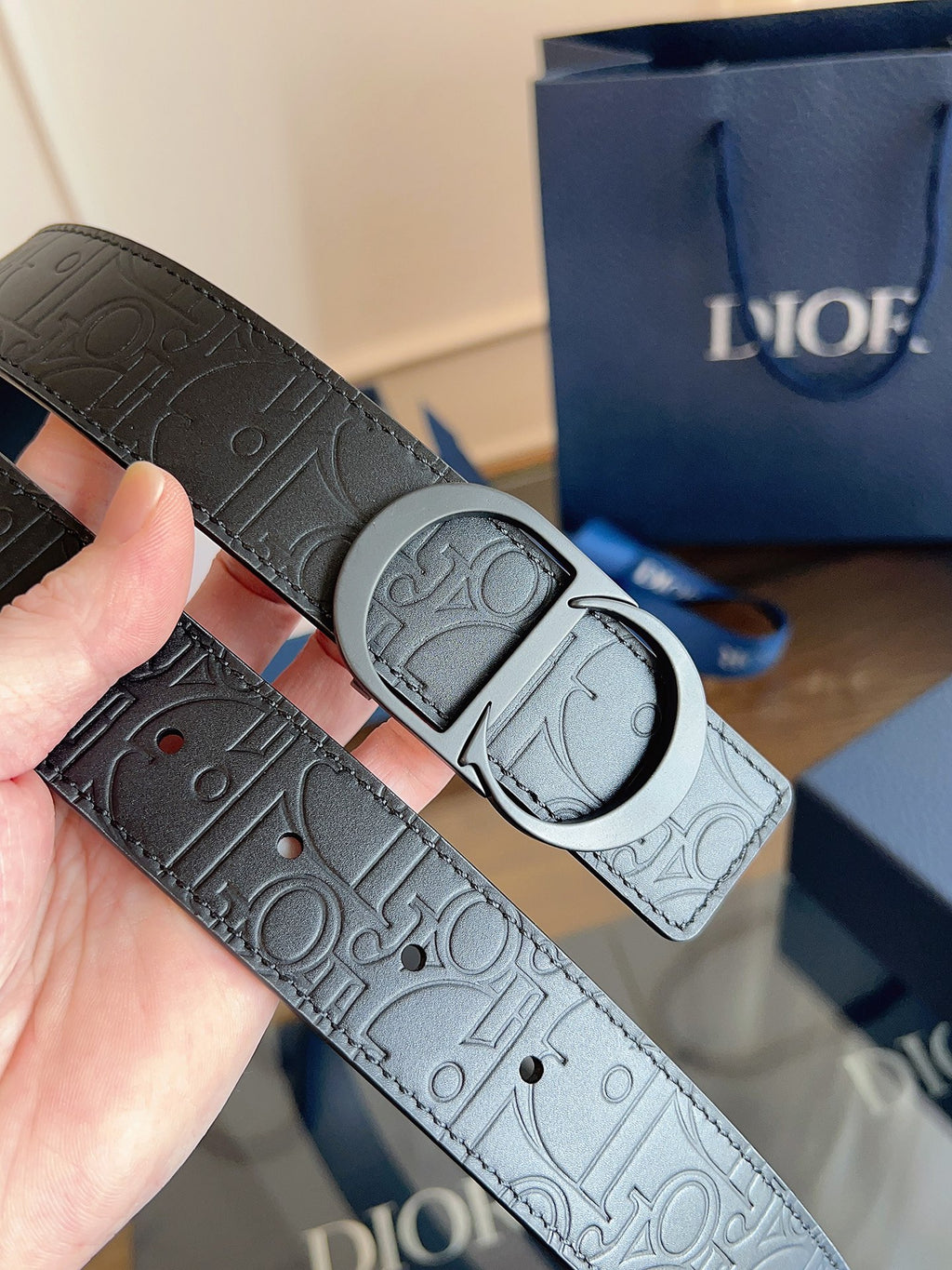 1115QD4P Popular High quality belt With full package