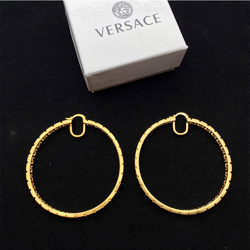 3V116E Popular   Earrings