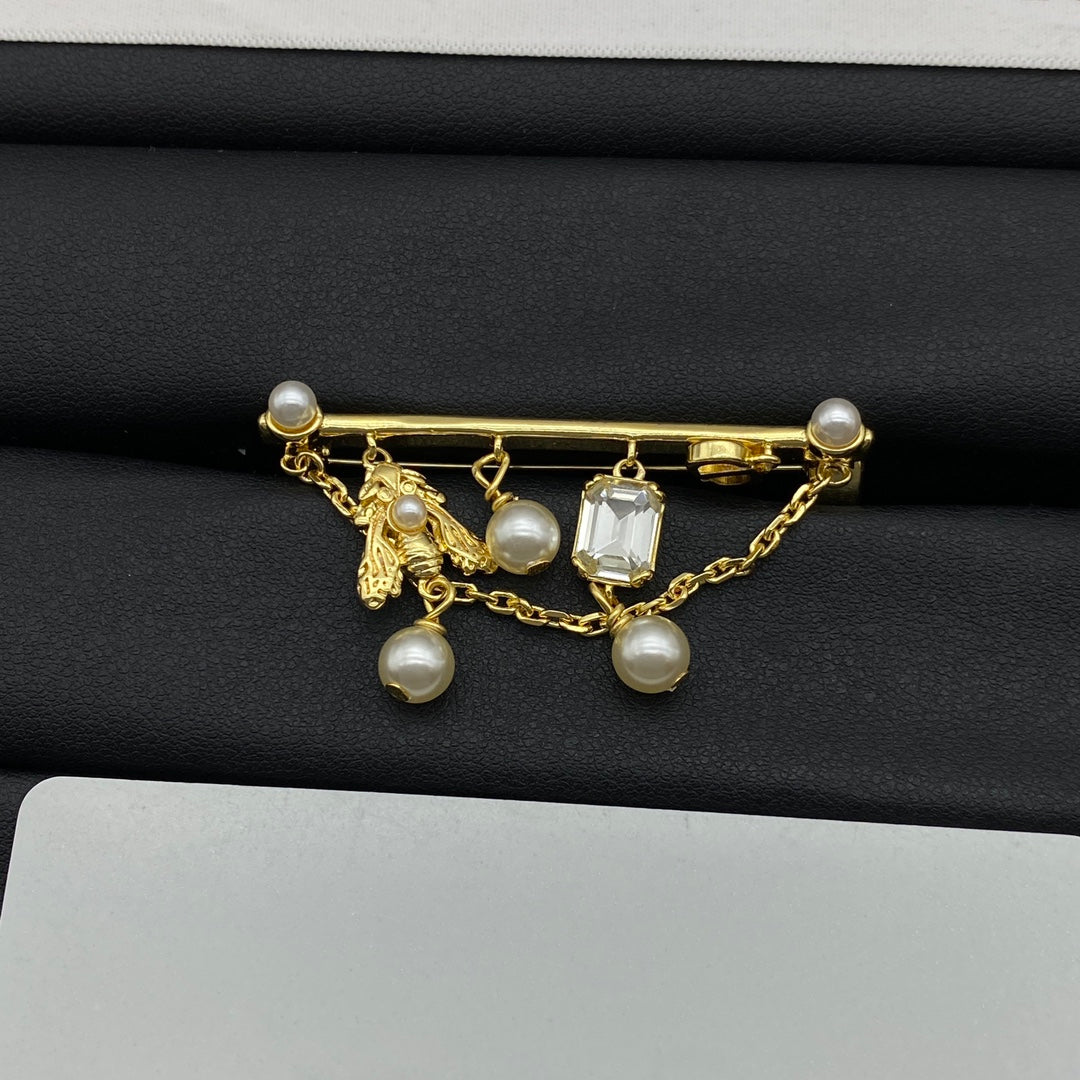 14D1072X   Popular Brooch