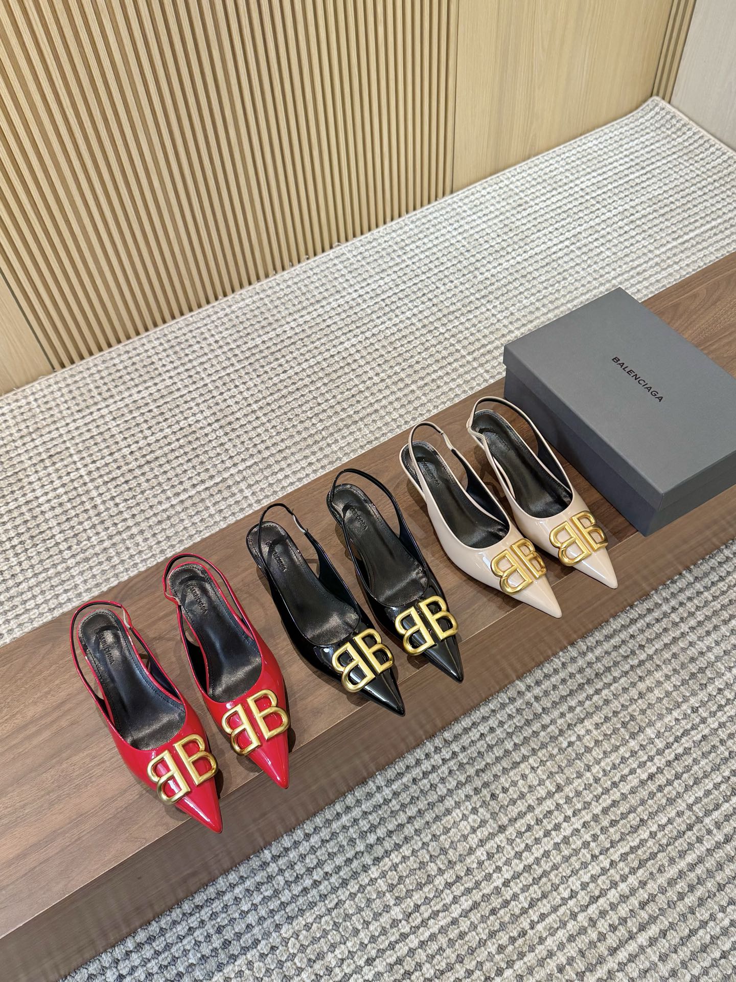 255QJ45Z Popular  leather High heels