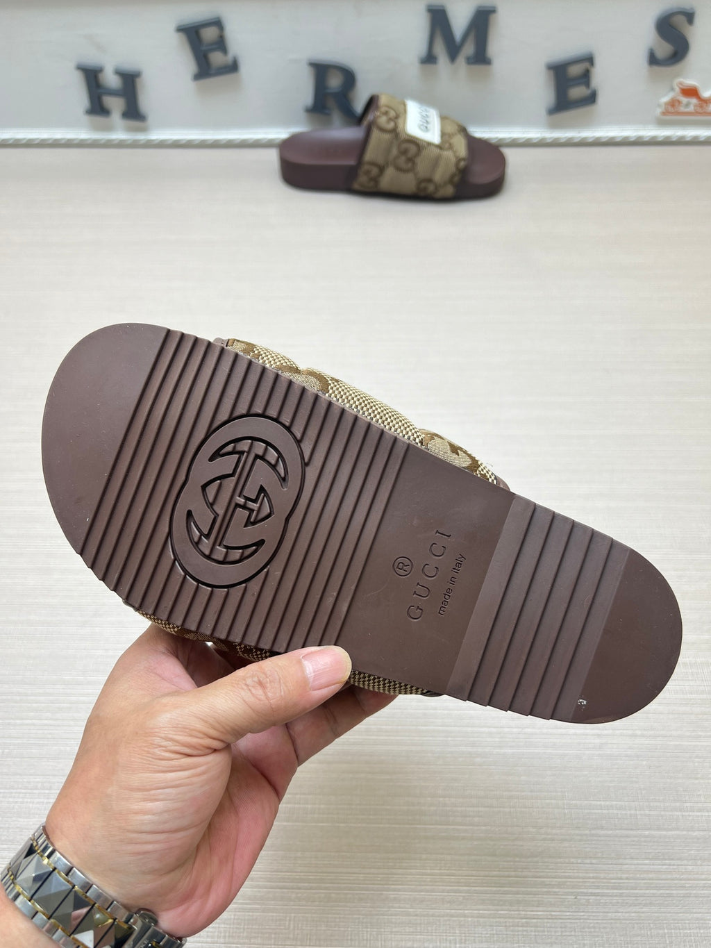 54B49Z Popular slippers