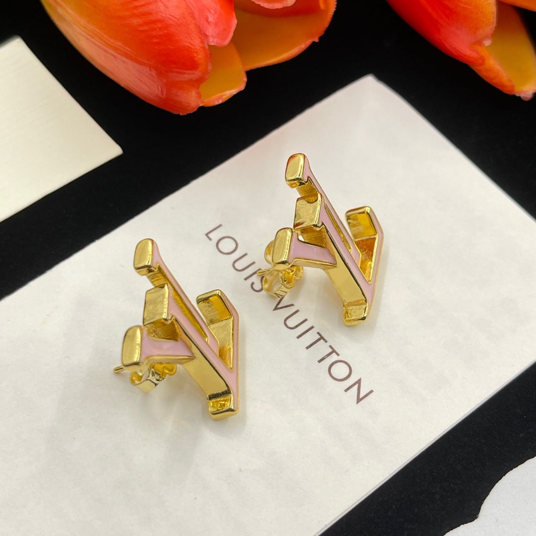 1NE241E Popular   Earrings