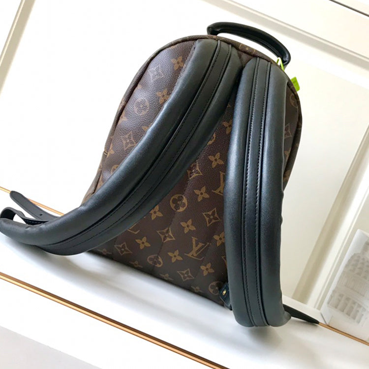 1E70B Popular leather backpacks