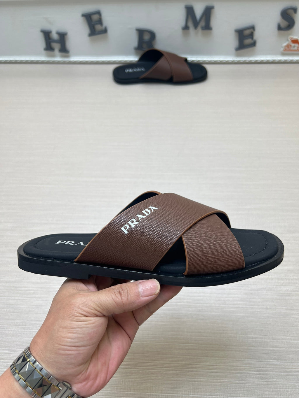 54PD76Z Popular slippers