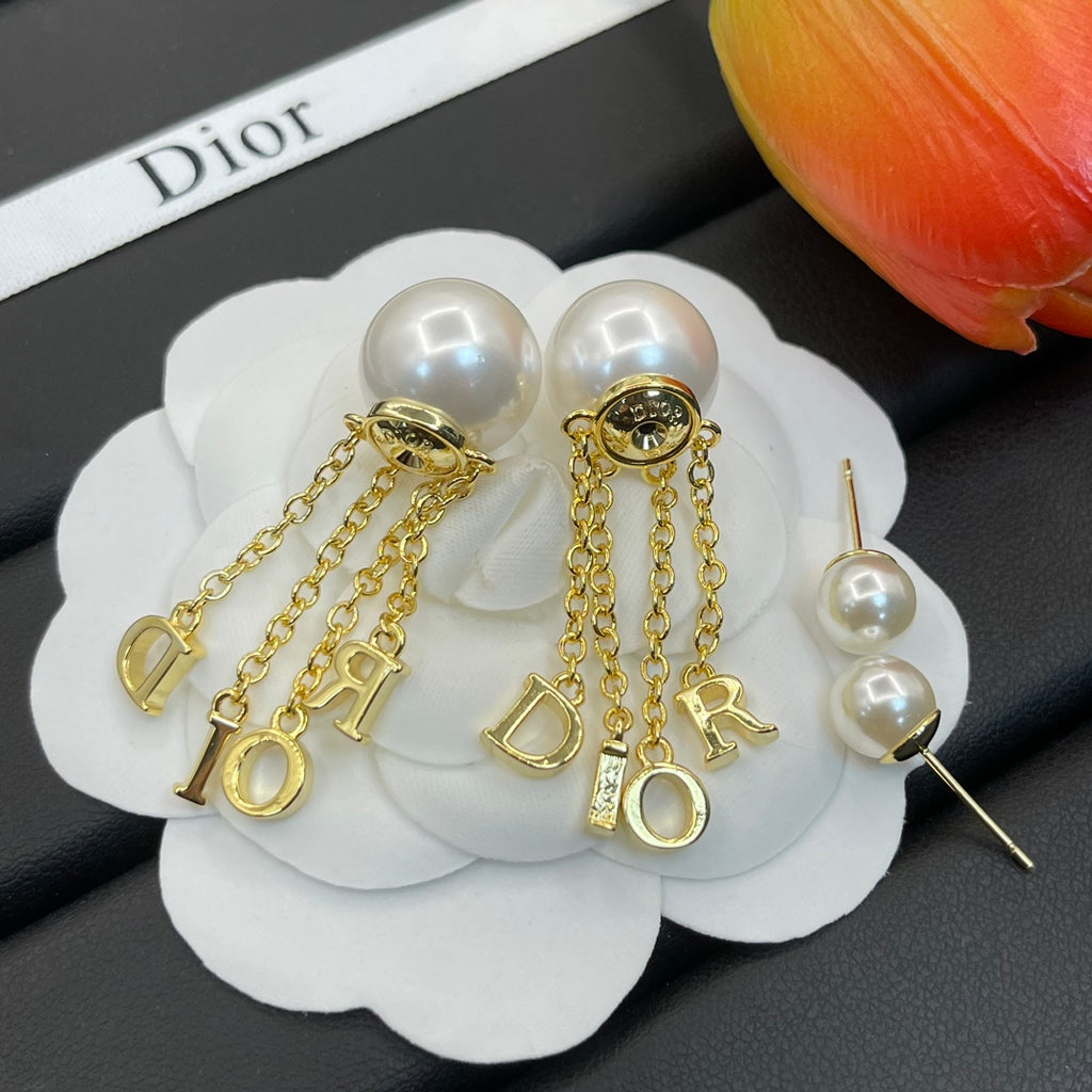 14D675E Popular Earrings