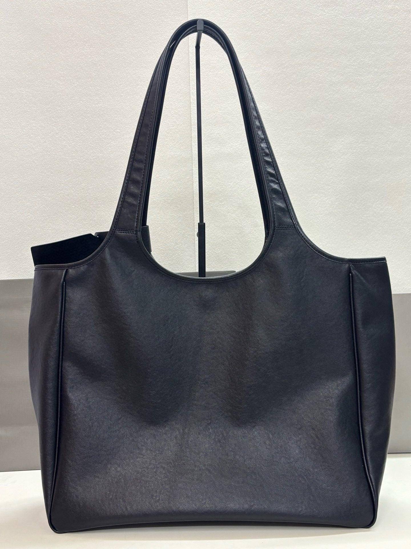 146PJ147B Popular leather bags