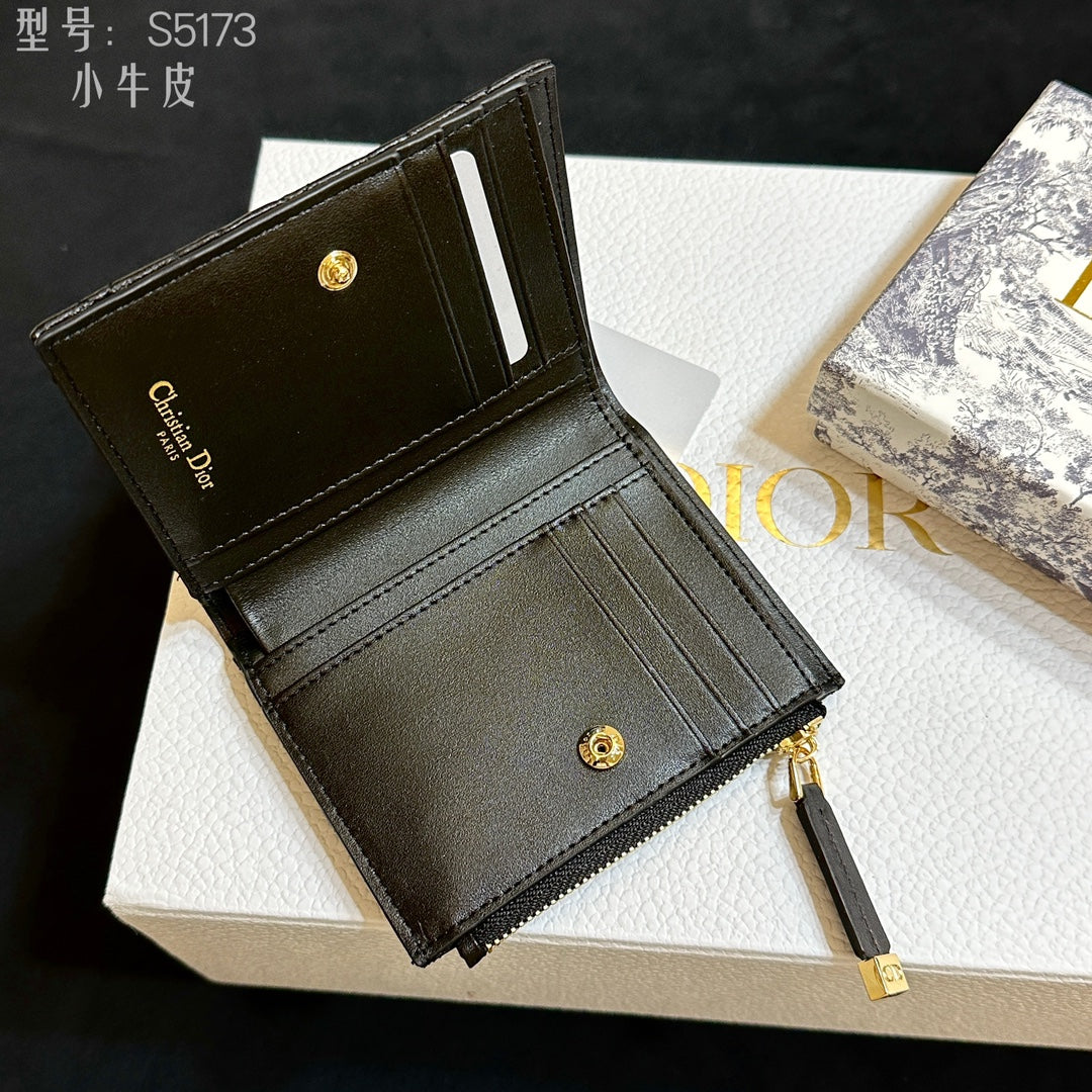 15RD134B Popular Wallets