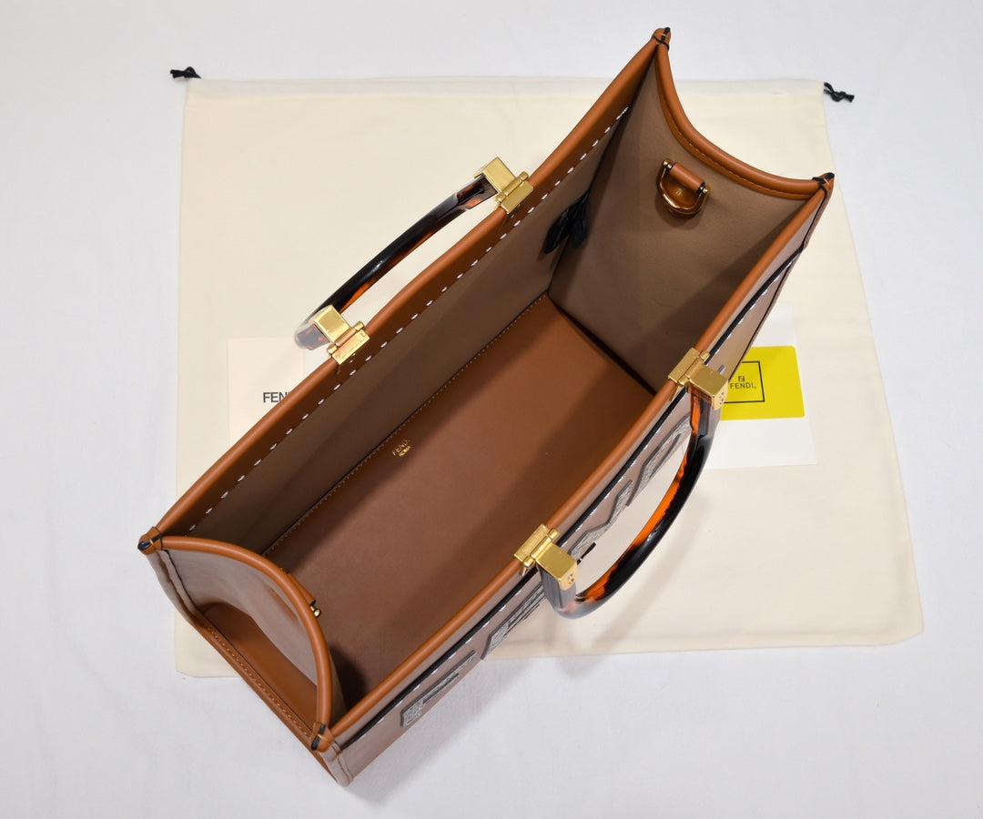 136PF104B Popular leather bag