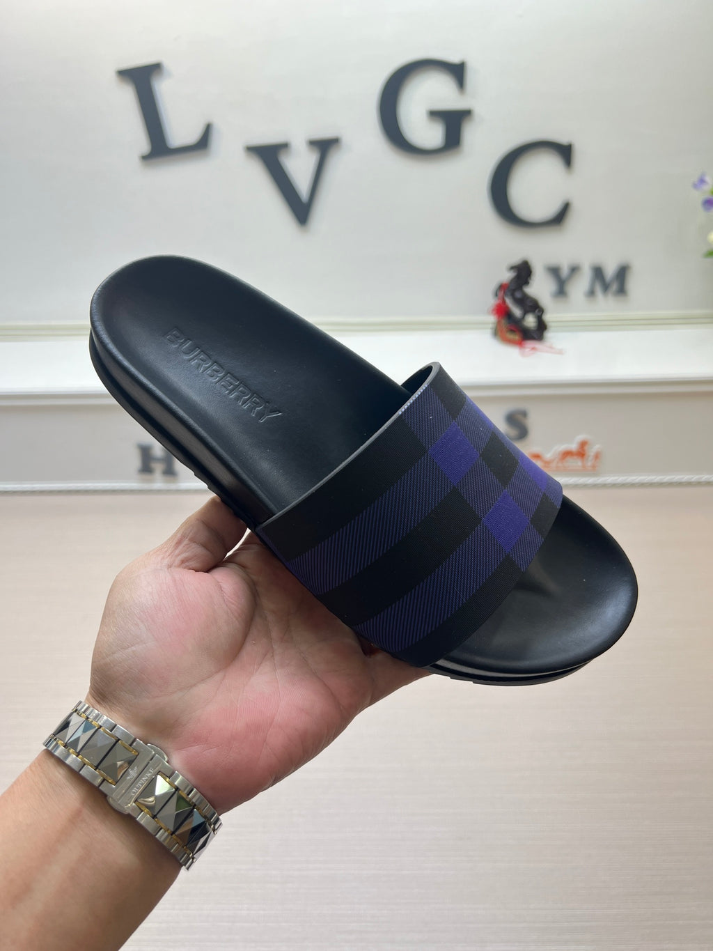 54R119Z Popular slippers