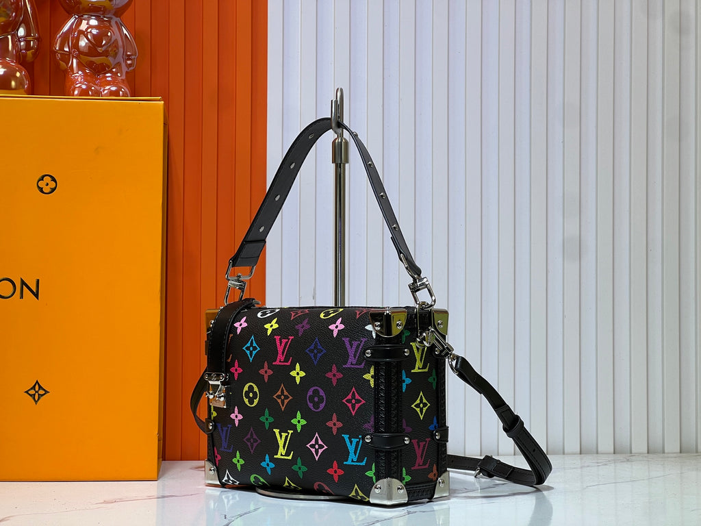 1WE101B Popular leather bag