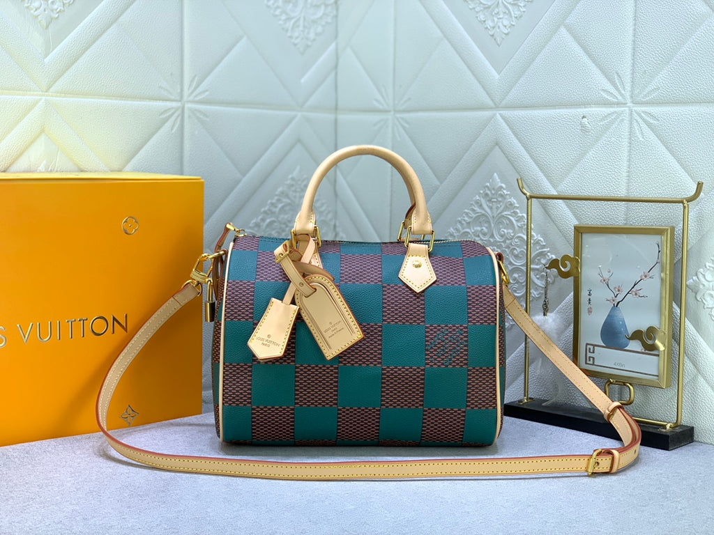 2XE269B Popular  leather bag 